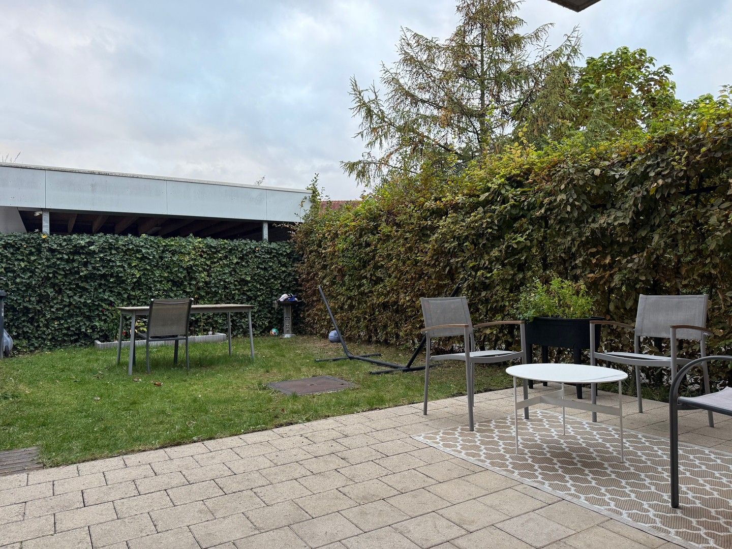 Comfortabel gelijkvloers appartement met tuin. foto 10