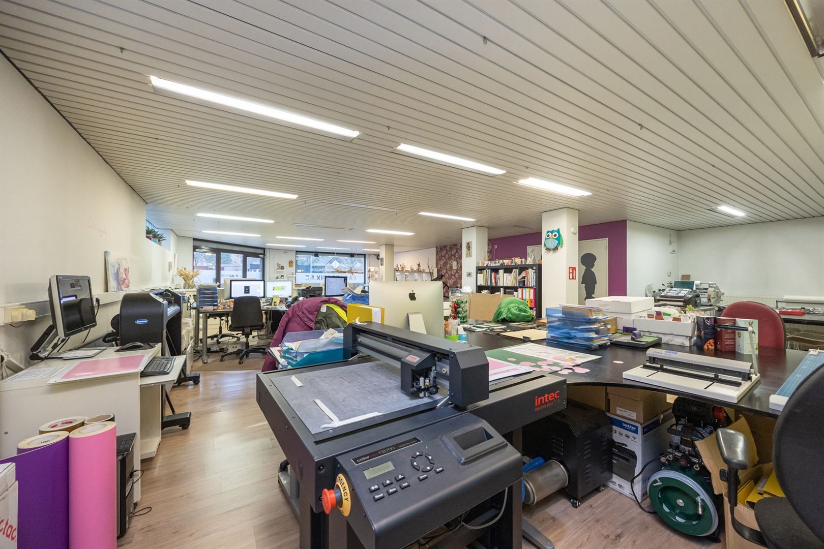 Commercieel  hoekpand over KLINA foto 11