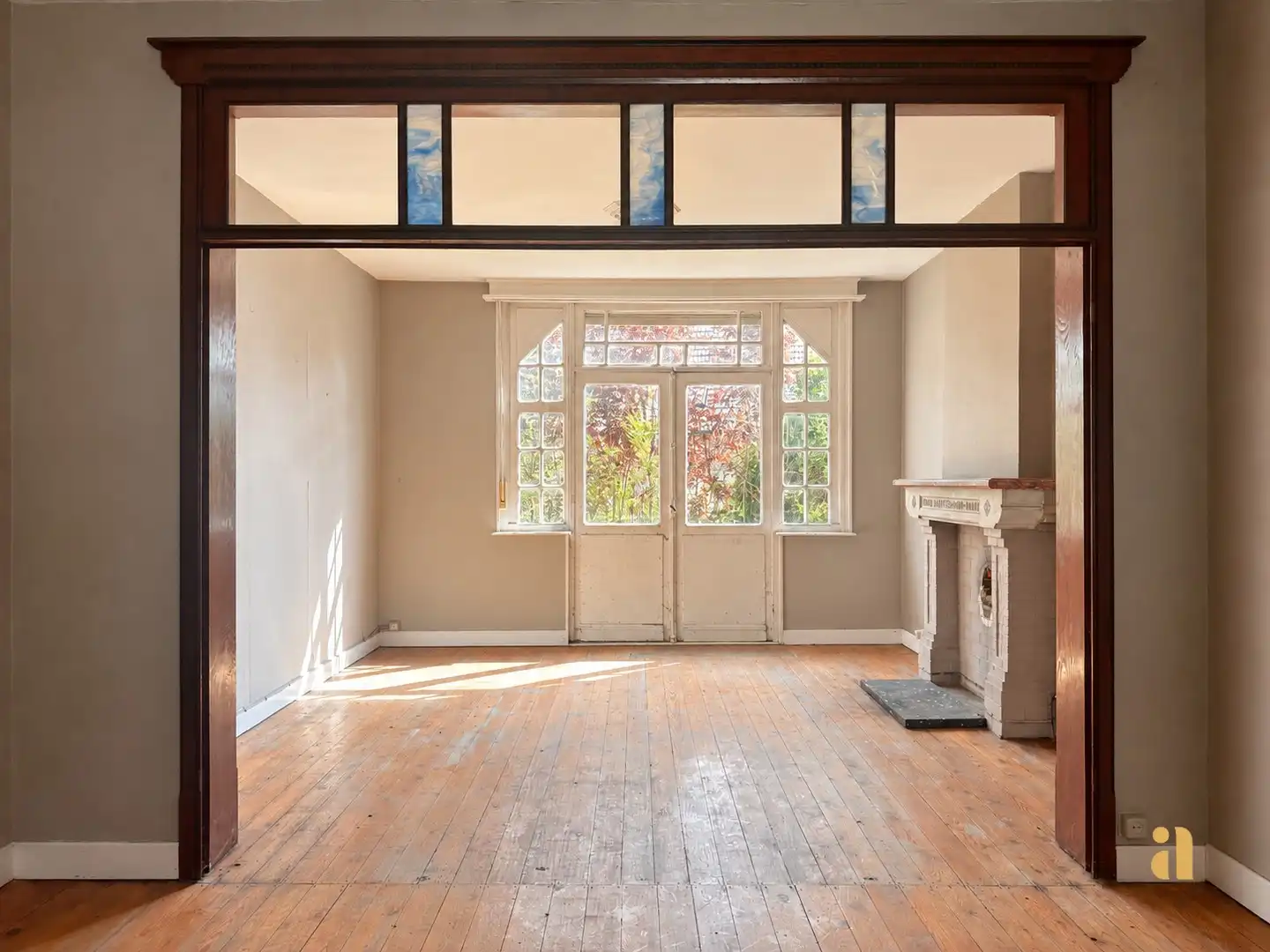 Karaktervolle renovatieparel op prachtig groen perceel foto 12