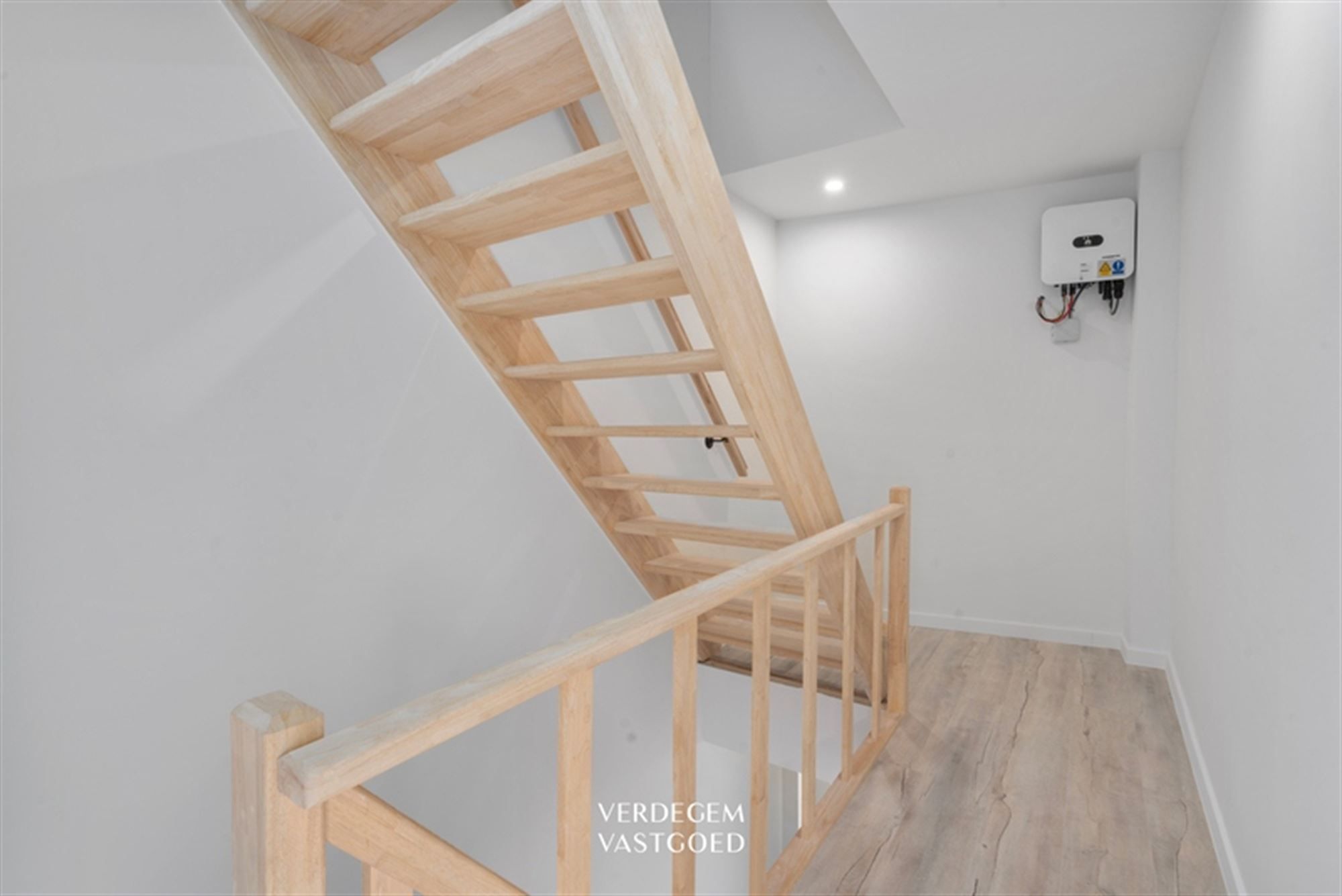 Volledig gerenoveerde woning met 3 slaapkamers, EPC A en buitenplek foto 18
