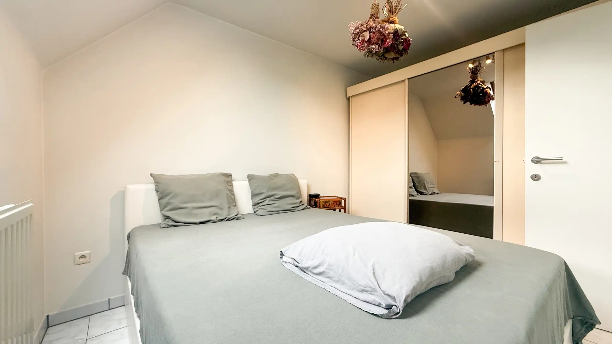 Ruim appartement op toplocatie met 2 slaapkamers! foto 18