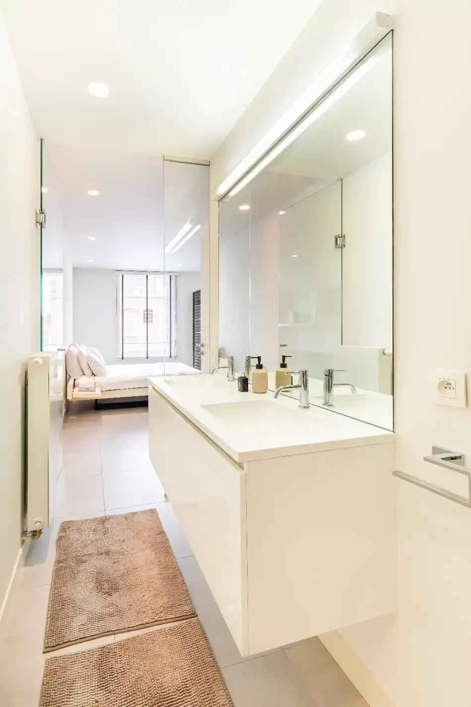 Prachtig afgewerkt en bemeubeld appartement met terras foto 10