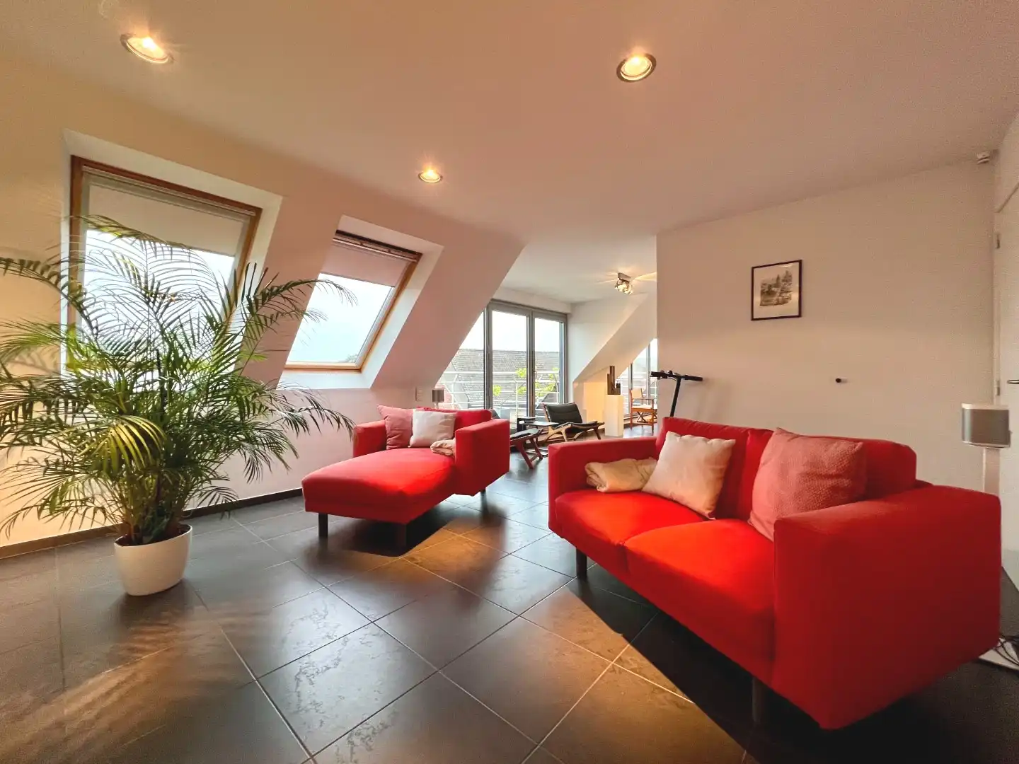 Duplex appartement met 3 slaapkamers en zolderberging foto 3