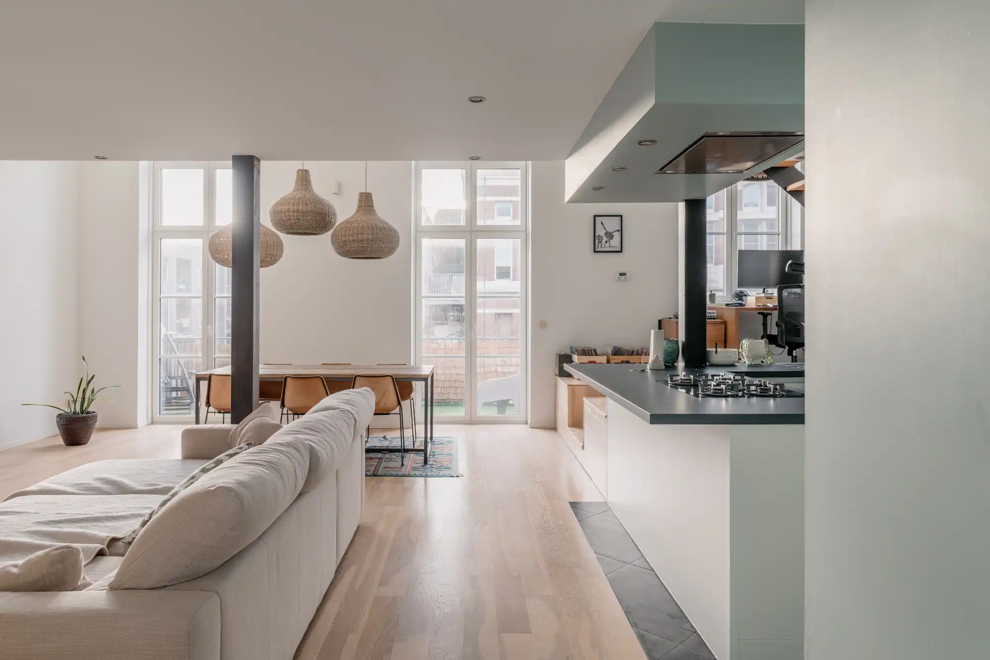 In OPTION by George: Oh my George x Good Engels 5.0 (loft for rent) foto {{pictureIndex}}