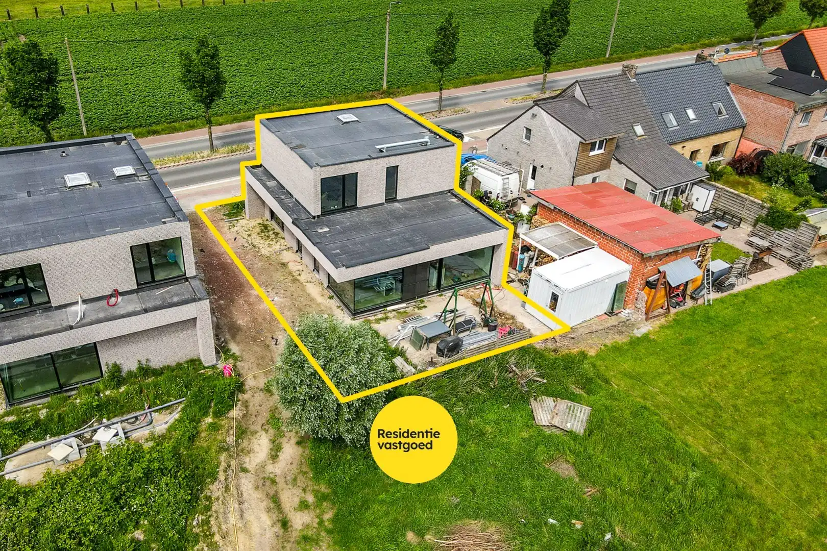 Af te werken nieuwbouwwoning in Eernegem foto {{pictureIndex}}