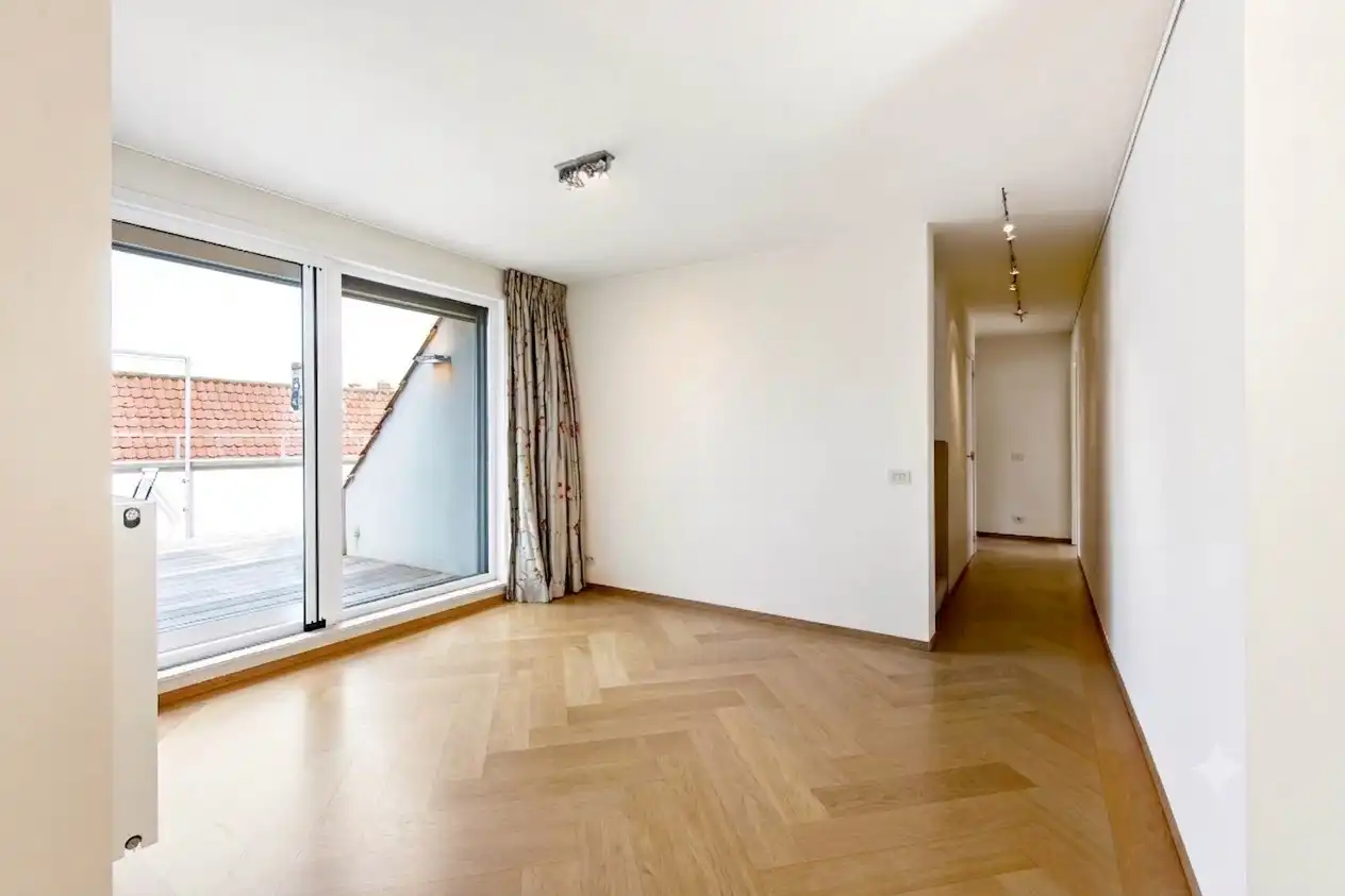 Exclusief dakappartement aan de Brugse reien foto 6