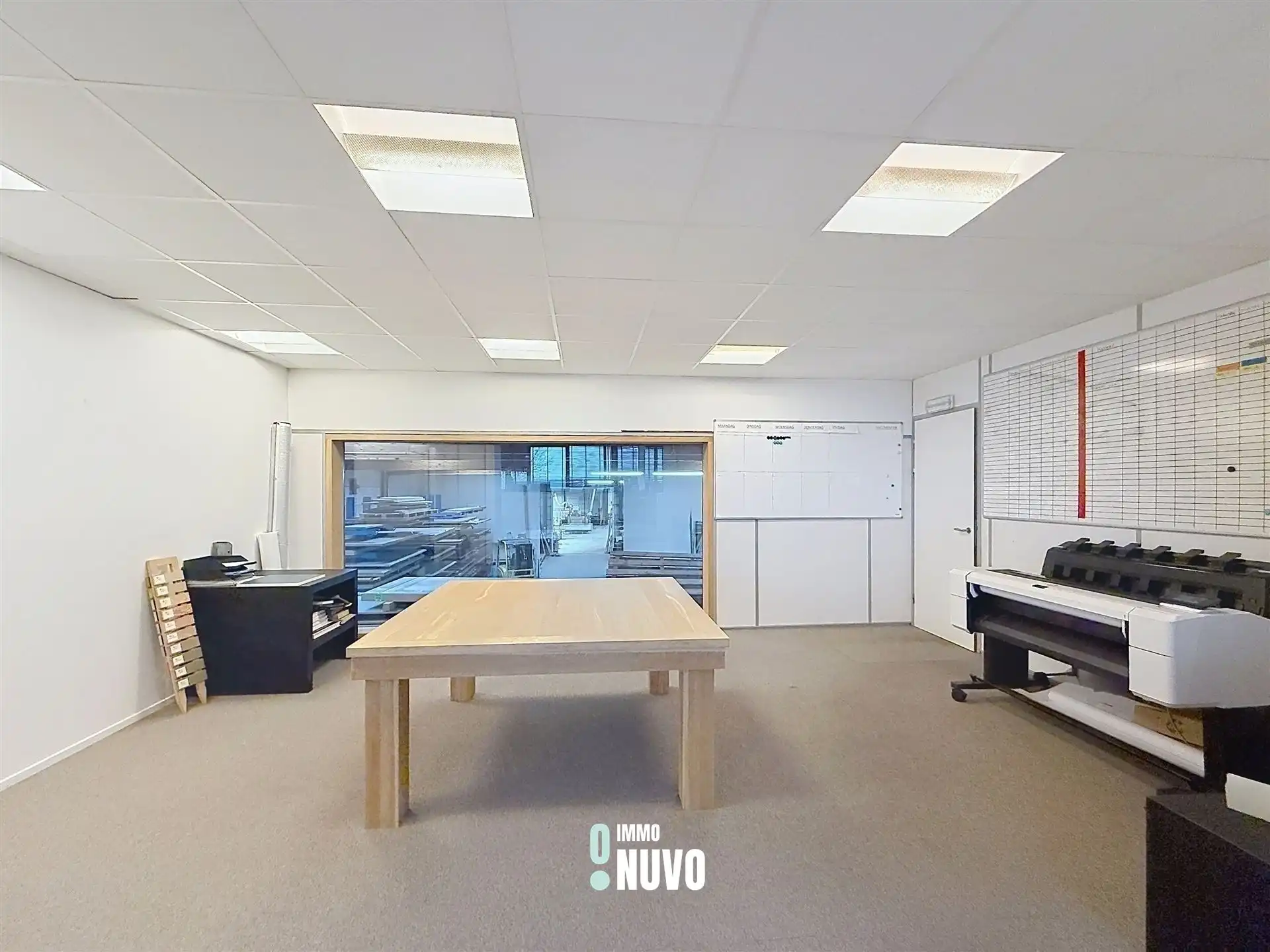 Magazijnen + Kantoren + Showroom foto 17