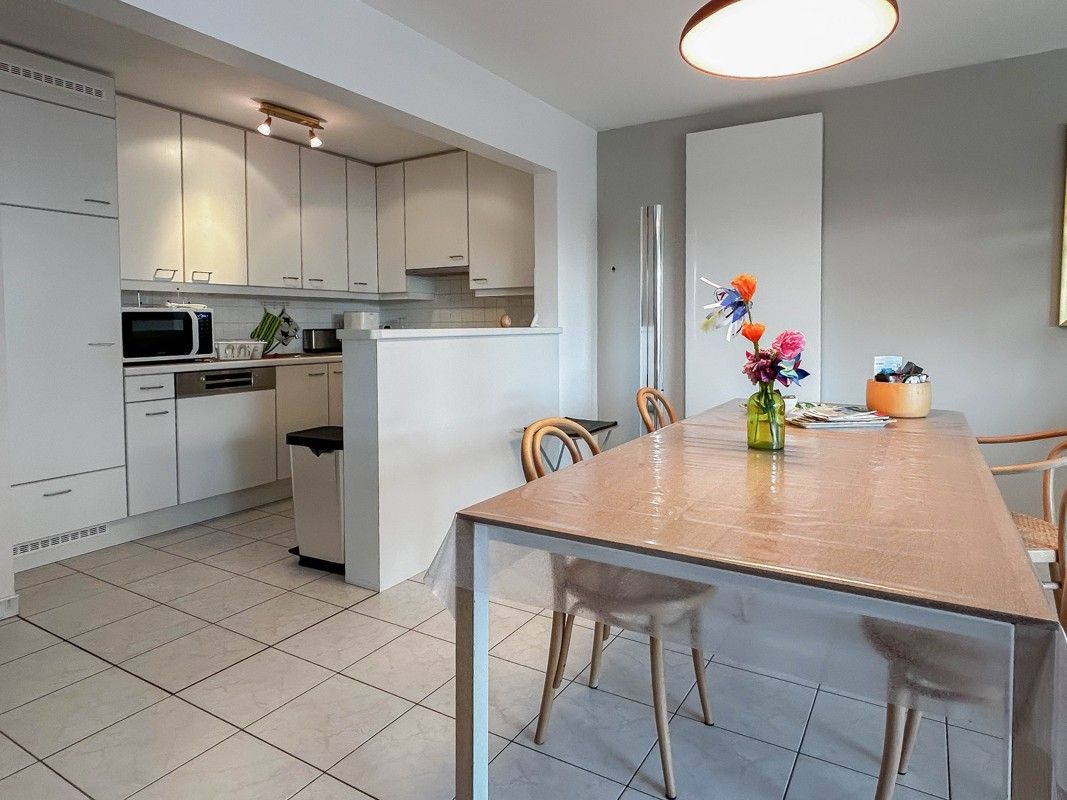 3 slaapkamer appartement in centrum koksijde bad foto 7