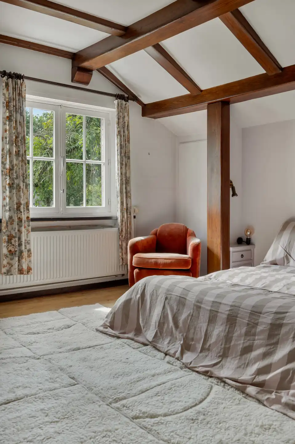  Te renoveren landhuis in groene wijk Hertebos foto 38
