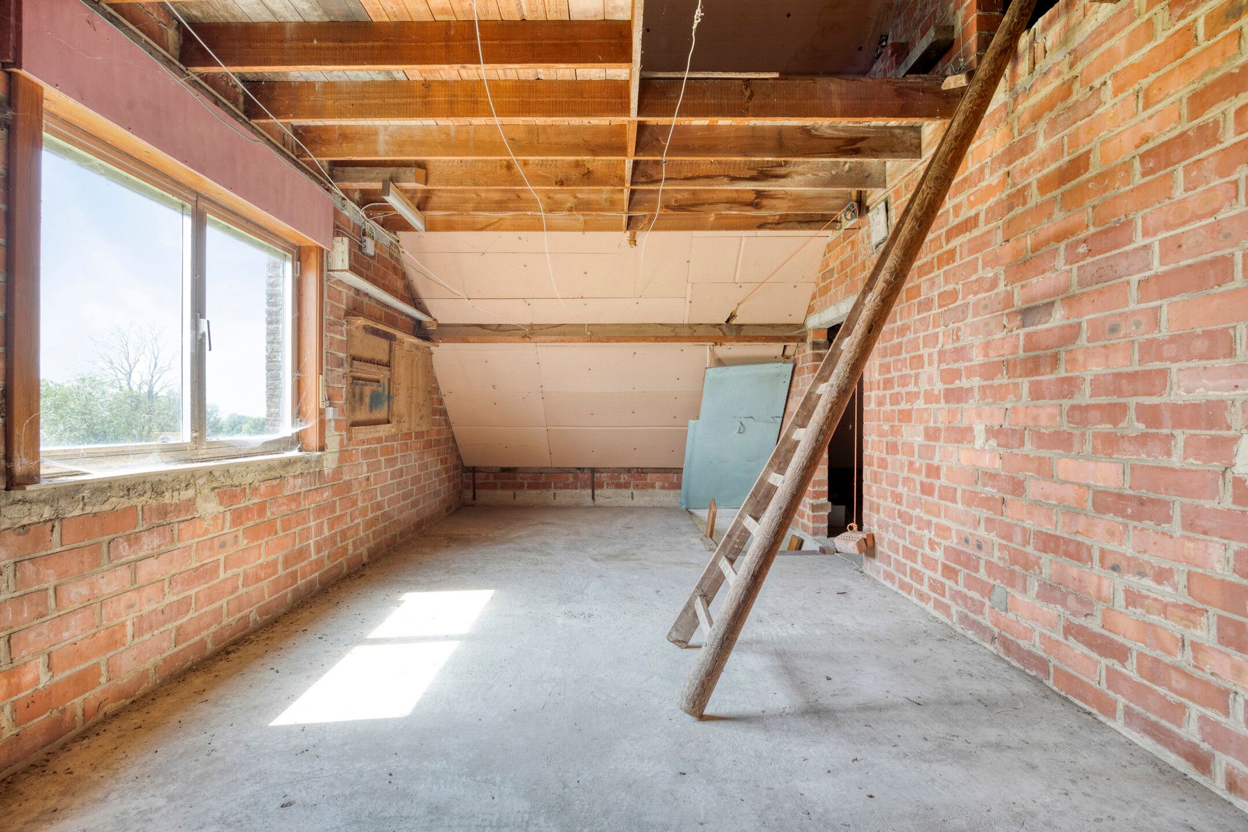 Ruime gezinswoning met garage, veel licht en mogelijkheden tot 6 à 7 kamers, kangoeroewoning of vrij beroep, vlak bij kasteelpark Ter Rijst. foto 30