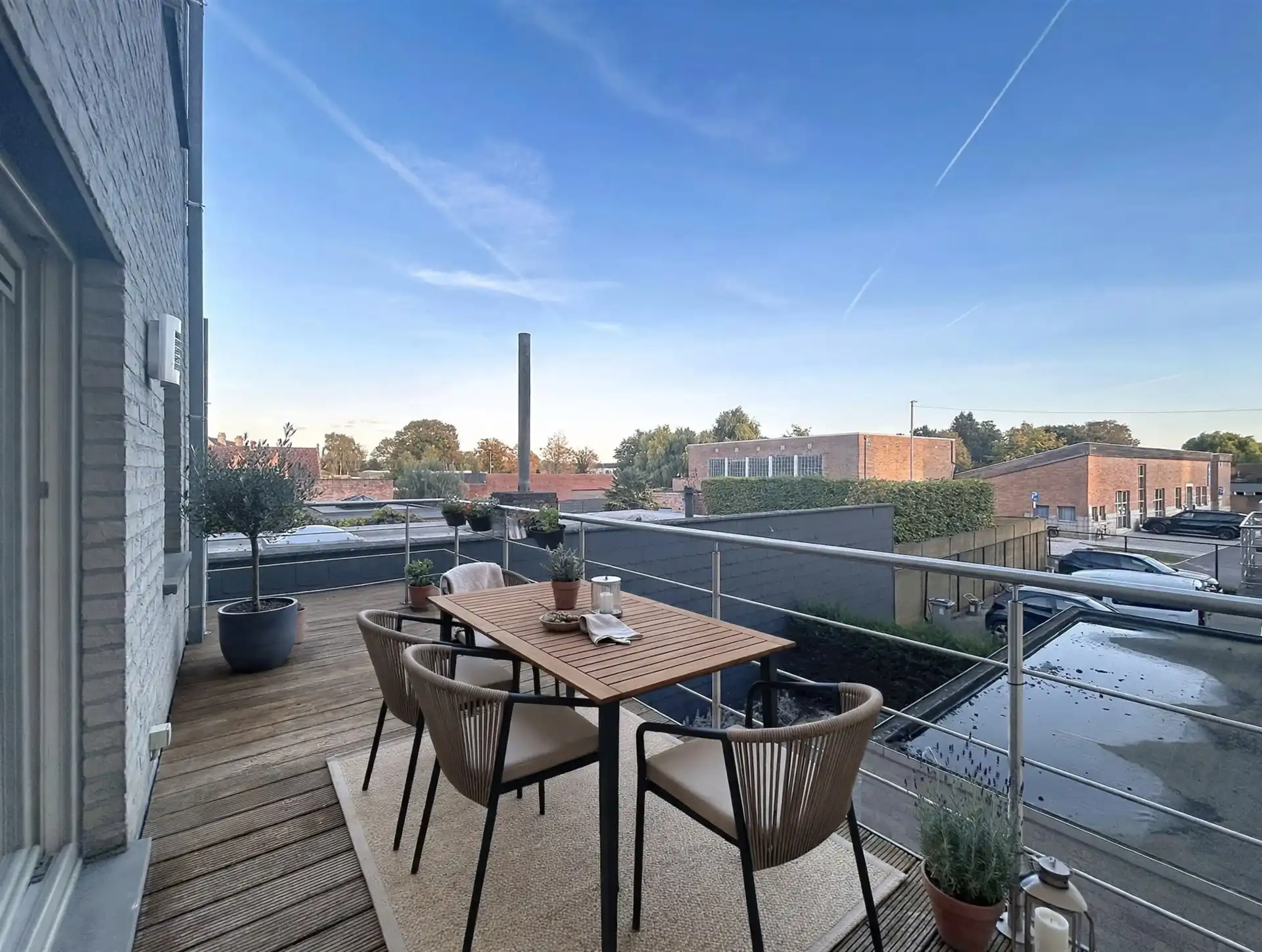 Recent en instapklaar 2 slaapkamer-appartement met 2 terrassen en  overdekte autostaanplaats foto 6