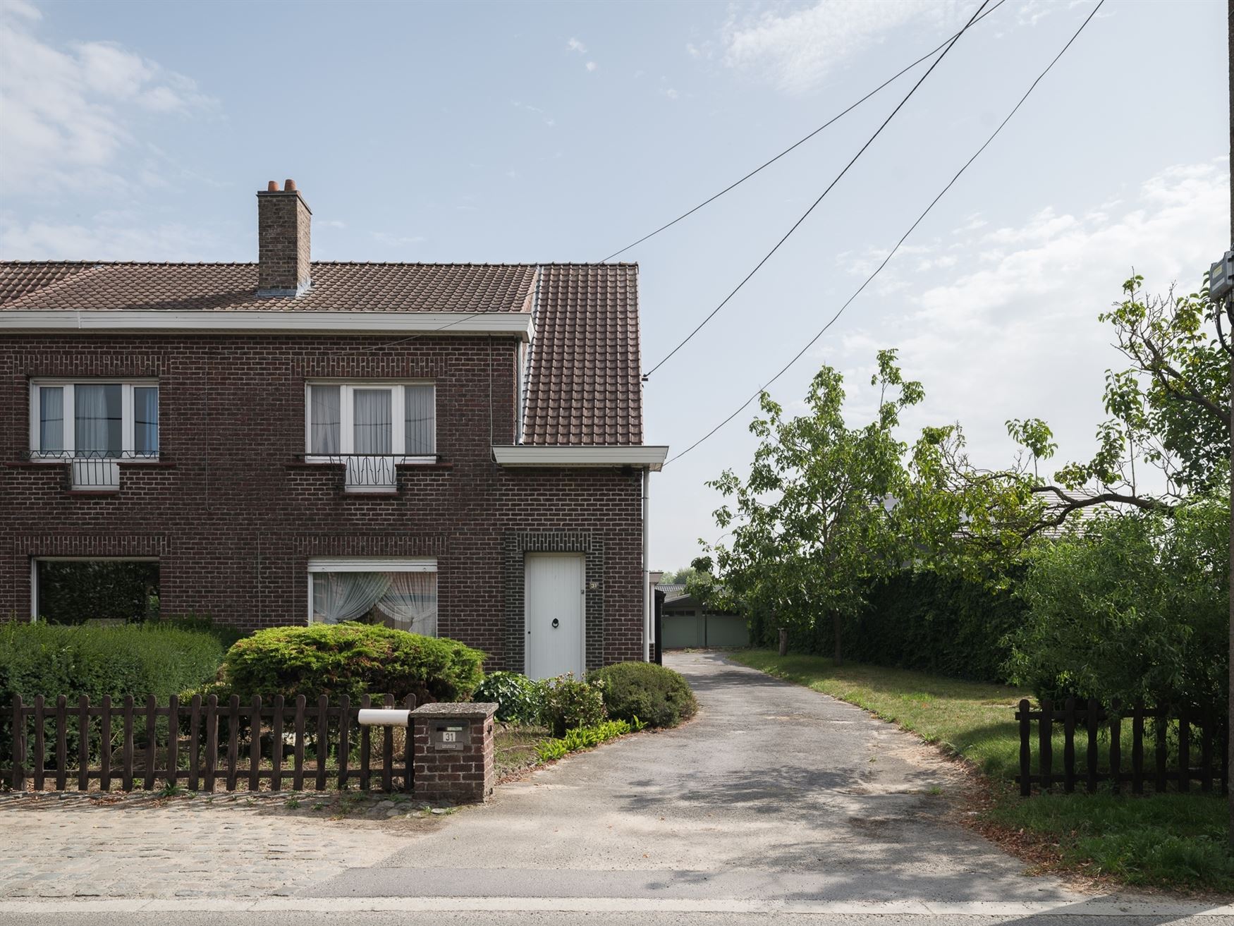Halfopen renovatieparel in hartje Sint-Martens-Latem foto 2