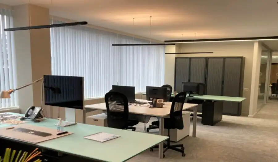 Posthoflei 1-3-5, 2600 Berchem foto {{pictureIndex}}