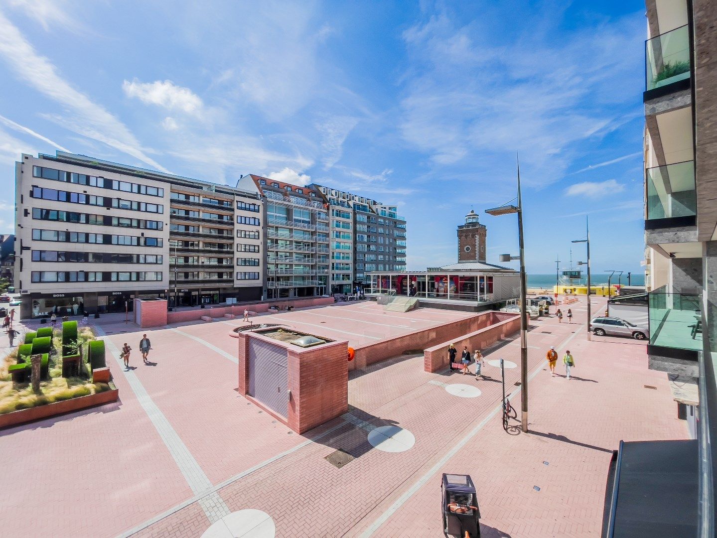 Exceptioneel hoekappartement (zuid -west oriëntatie 23 meter gevelbreedte) met OPEN zicht en zijdelings ZEEzicht aan het Lichttorenplein foto 7