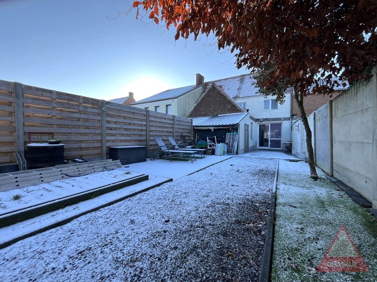 Passendale – Instapklare woning met 4 slaapkamers op centrale ligging foto 16