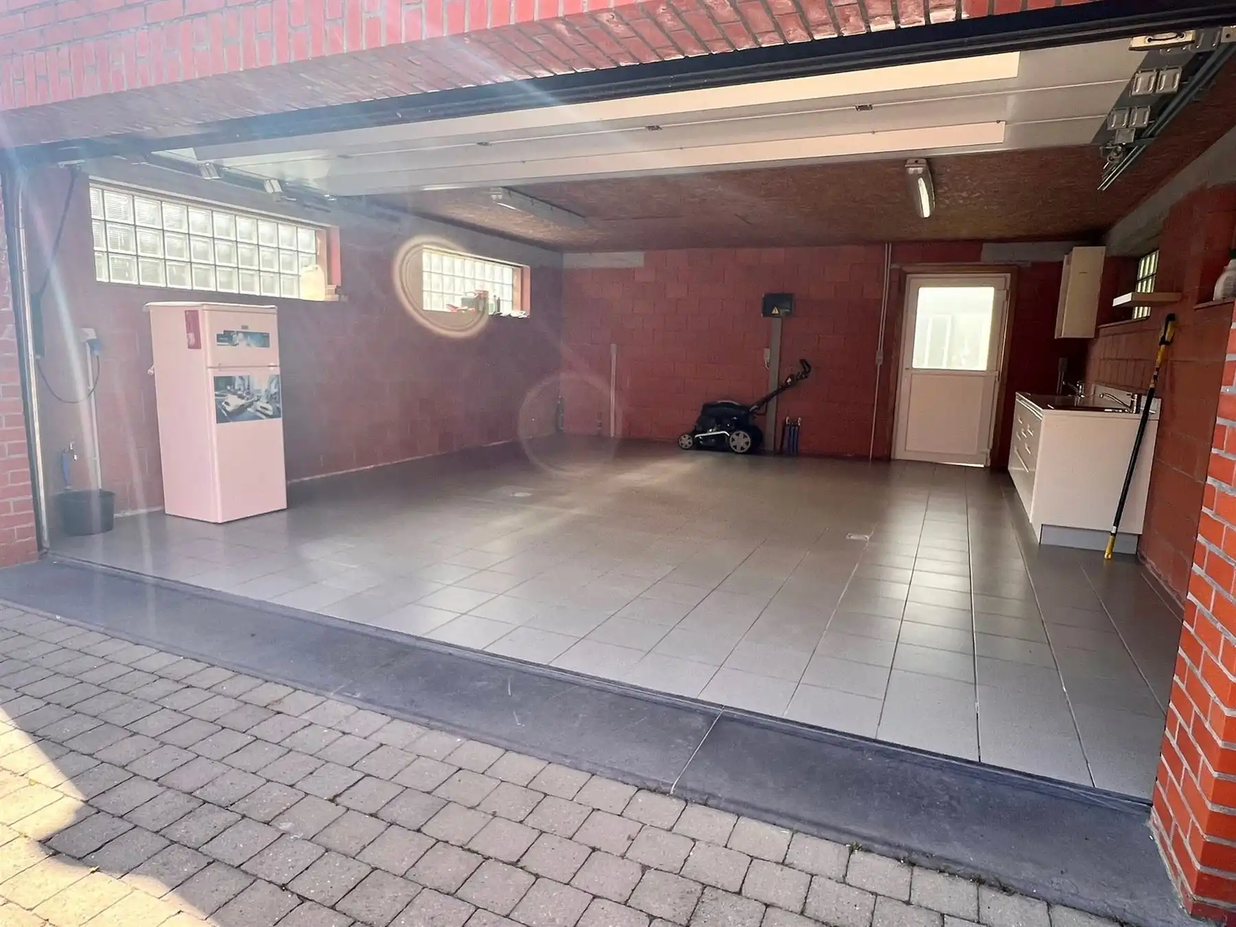 Gerenoveerde woning met 3 slaapkamers en tuin foto 14