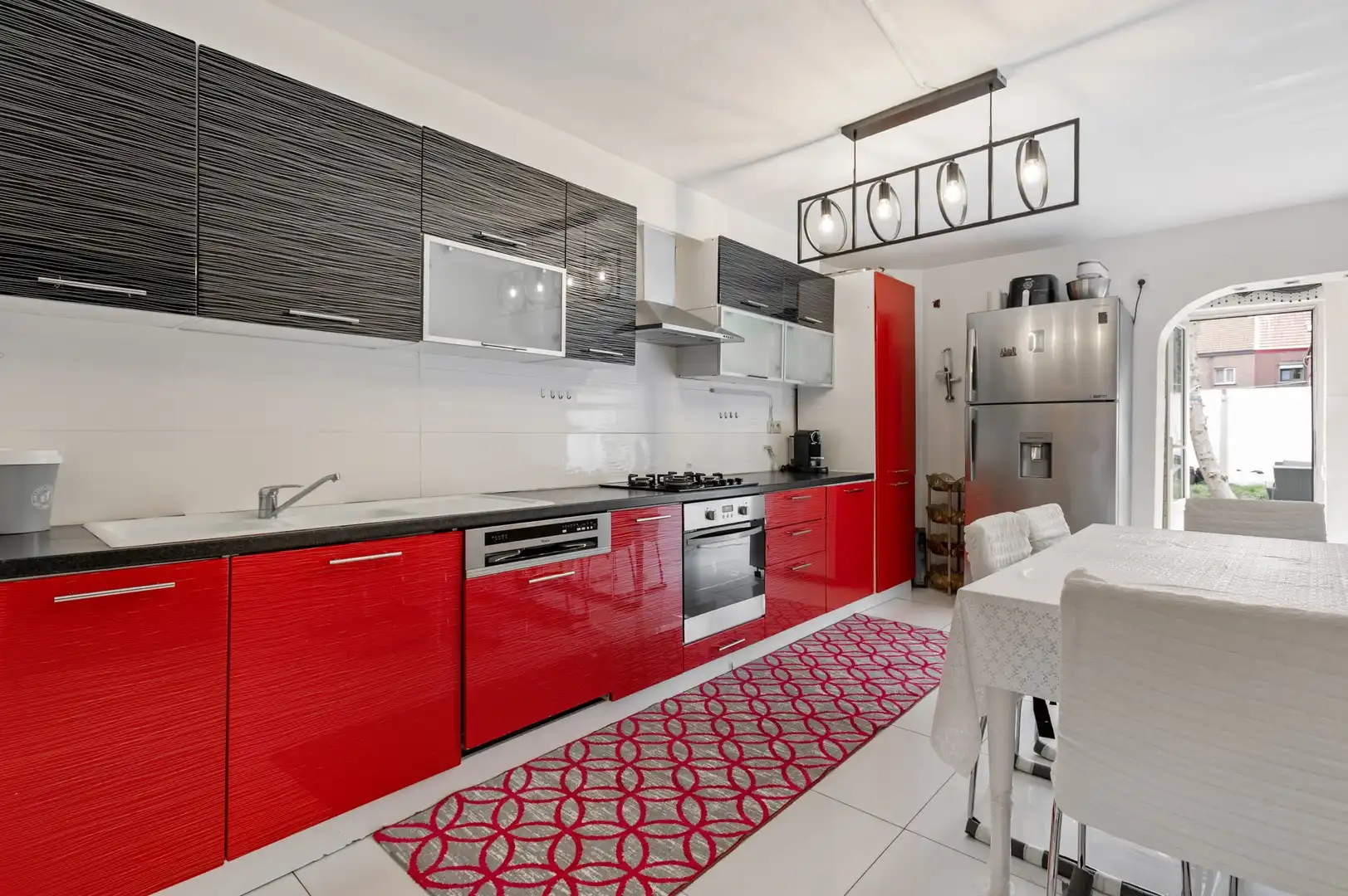 Vezorgde woning met 4 slpk en zuidtuin in Schoten foto 6