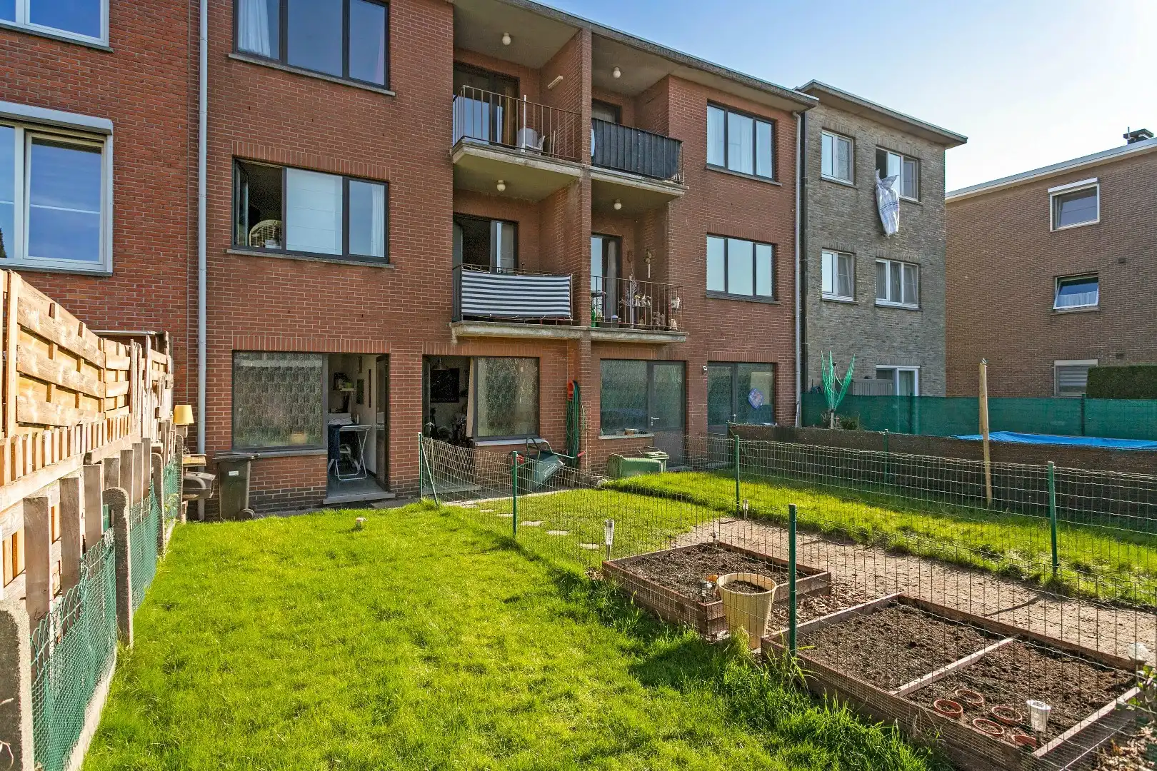 2-slpk appartement met tuin en garage foto 15