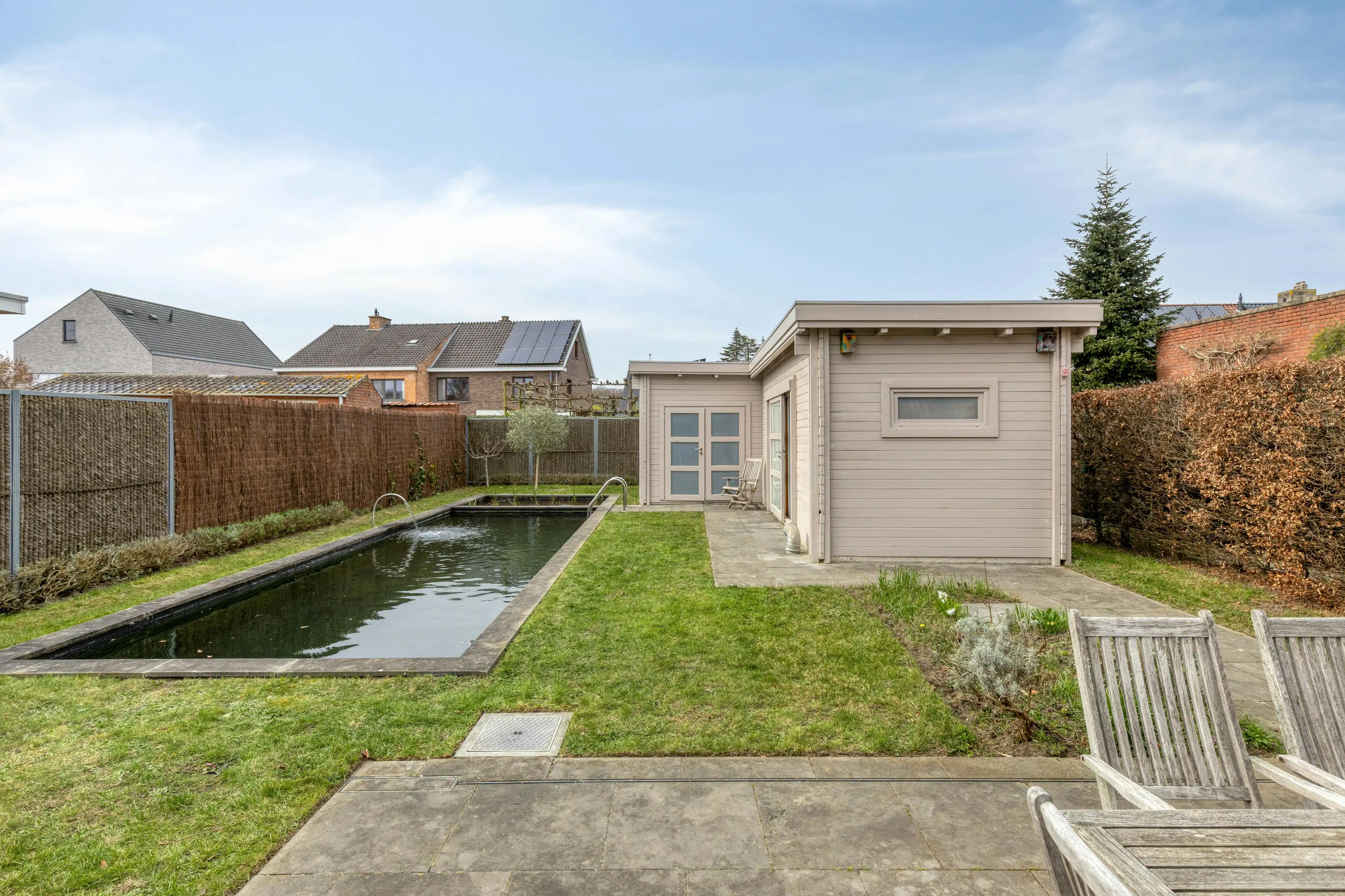 Halfopen woning te koop in doodlopende straat te St-Michiels foto 20