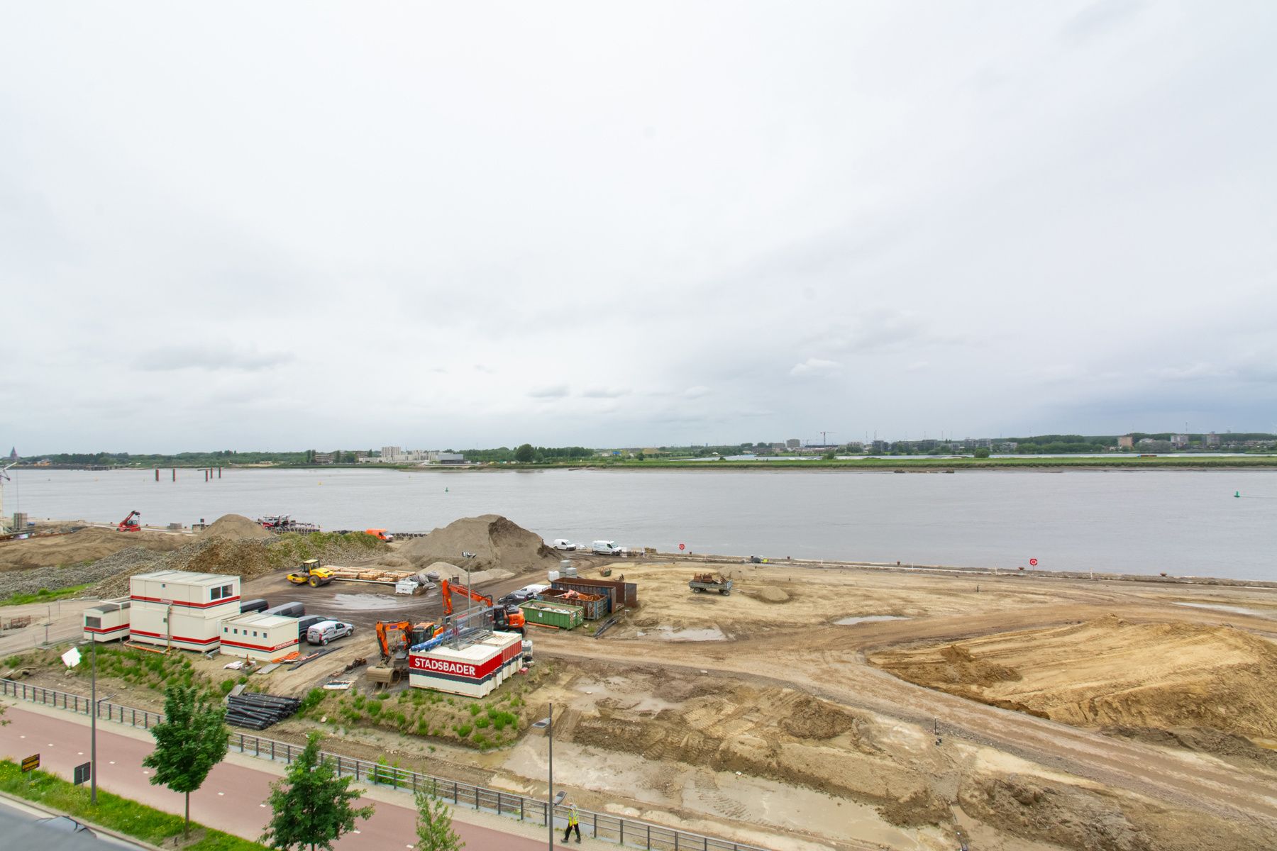 Gemeubeld 2-slaapkamerappartement met uitzicht op de Schelde foto 10
