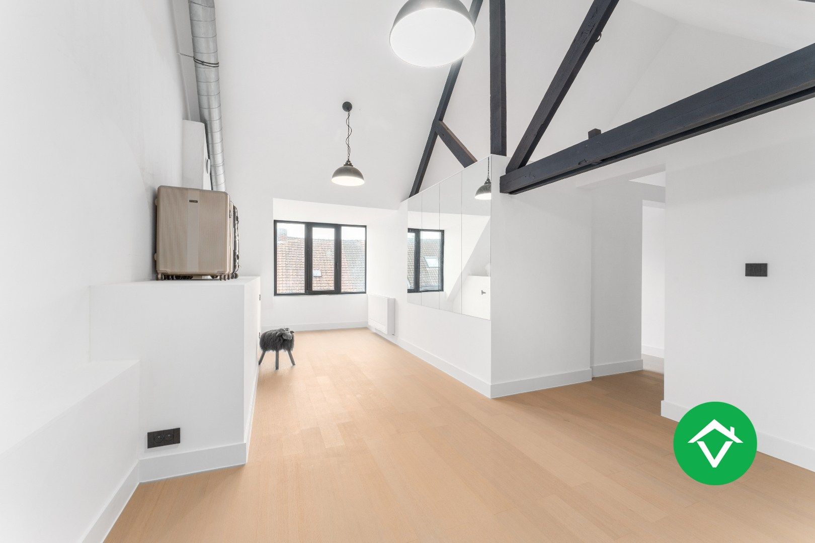 Hoog gerenoveerde woning met tuin en 4 slaapkamers te Roeselare foto 26