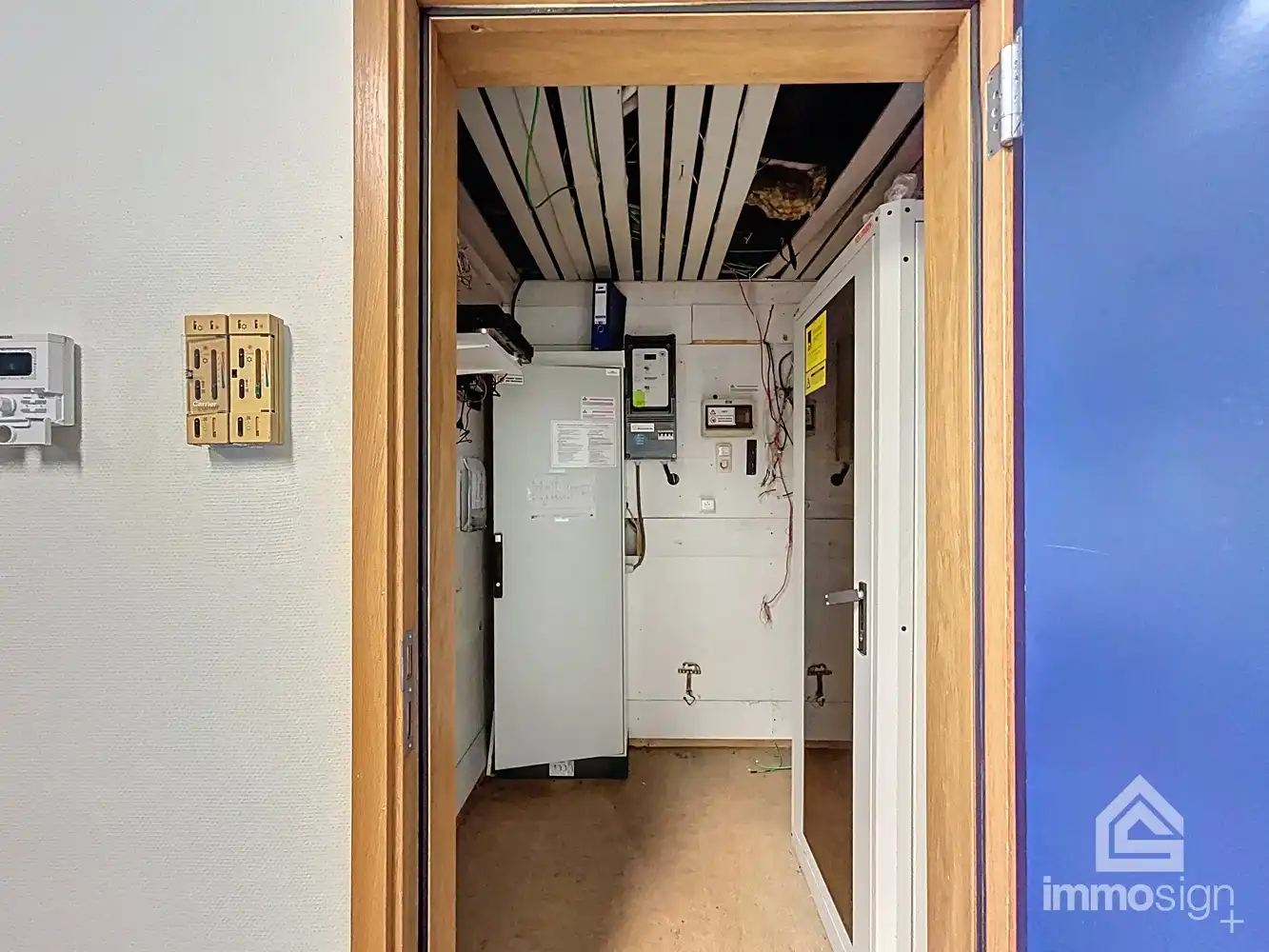 Gelijkvloerse kantoorruime van 243m² langs de Rijksweg foto 8