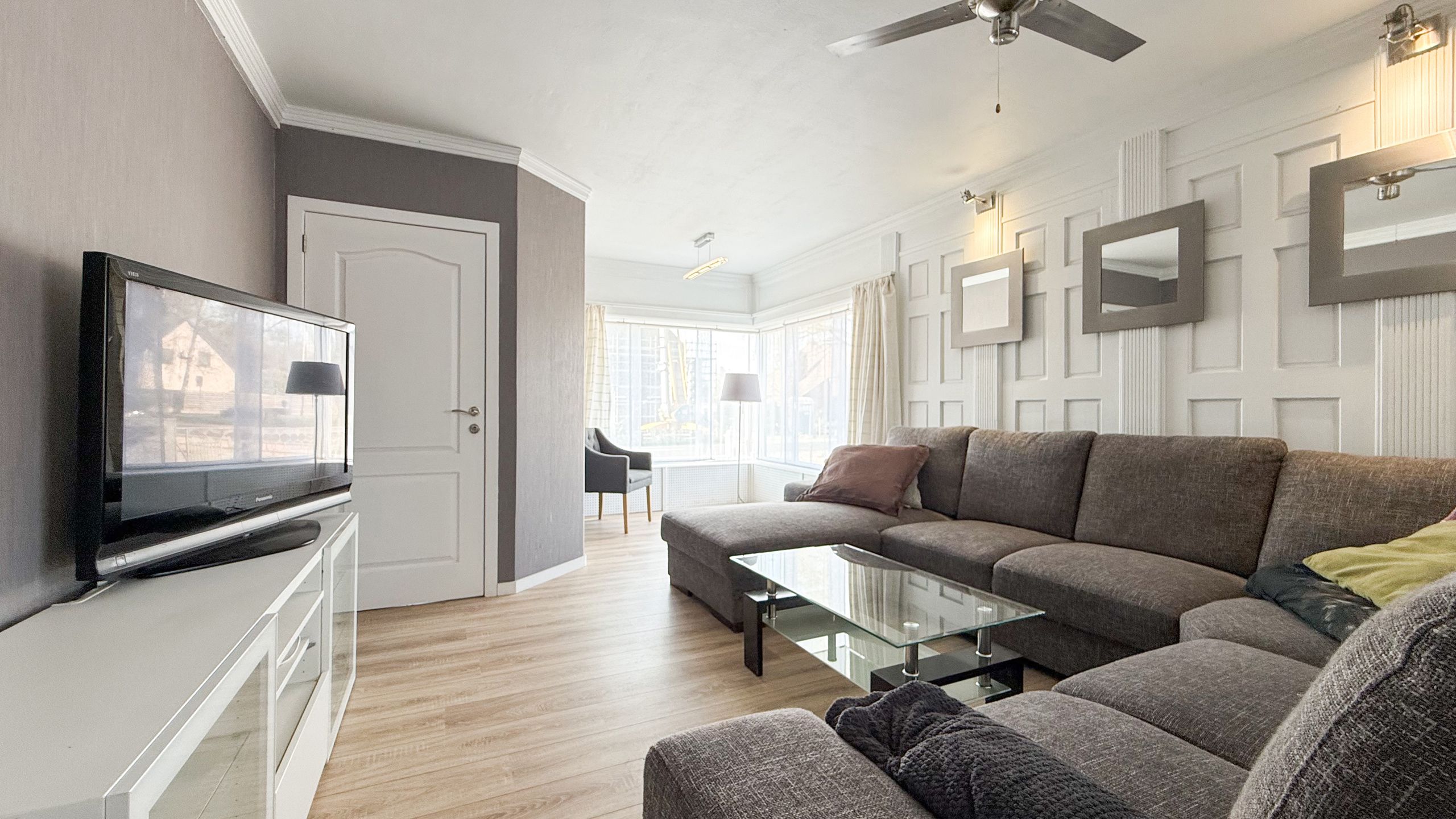 Mooie gerenoveerde woning met loods op 18are in Zonhoven! foto 5
