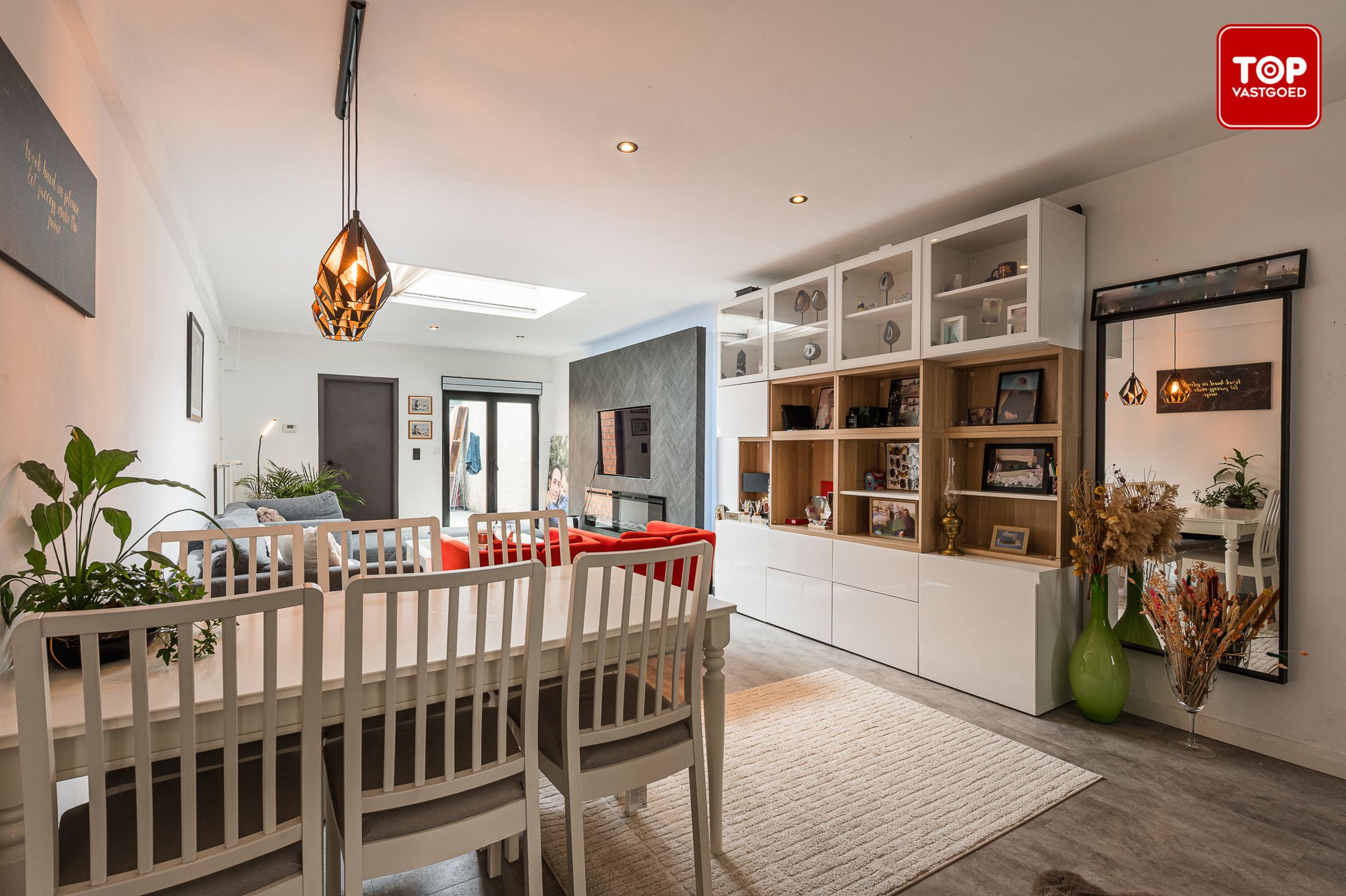Hoofdfoto van de publicatie: Ruime woning met 4 slaapkamersop dichtbij Gent centrum