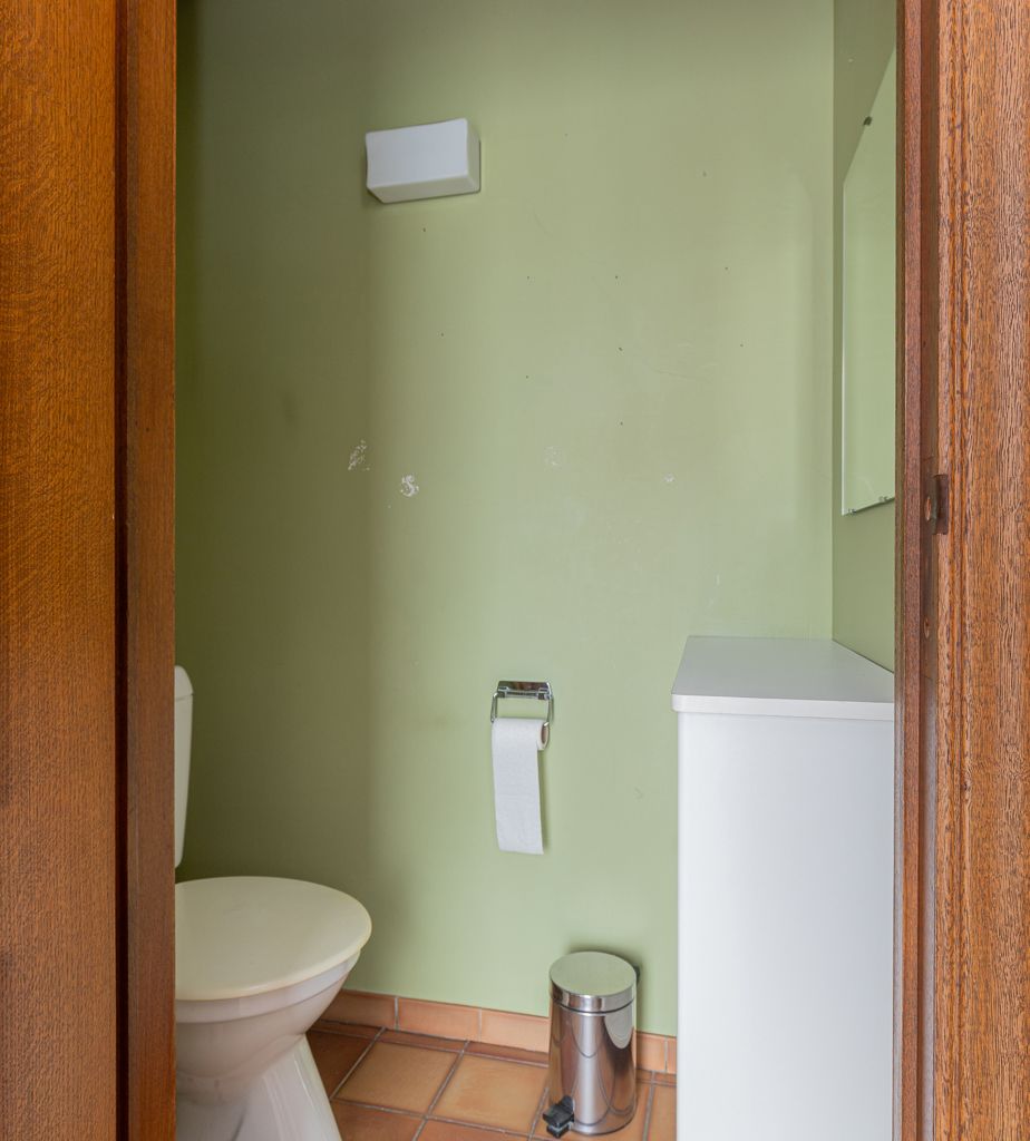 Rustig gelegen halfopen bebouwing met garage. foto 15