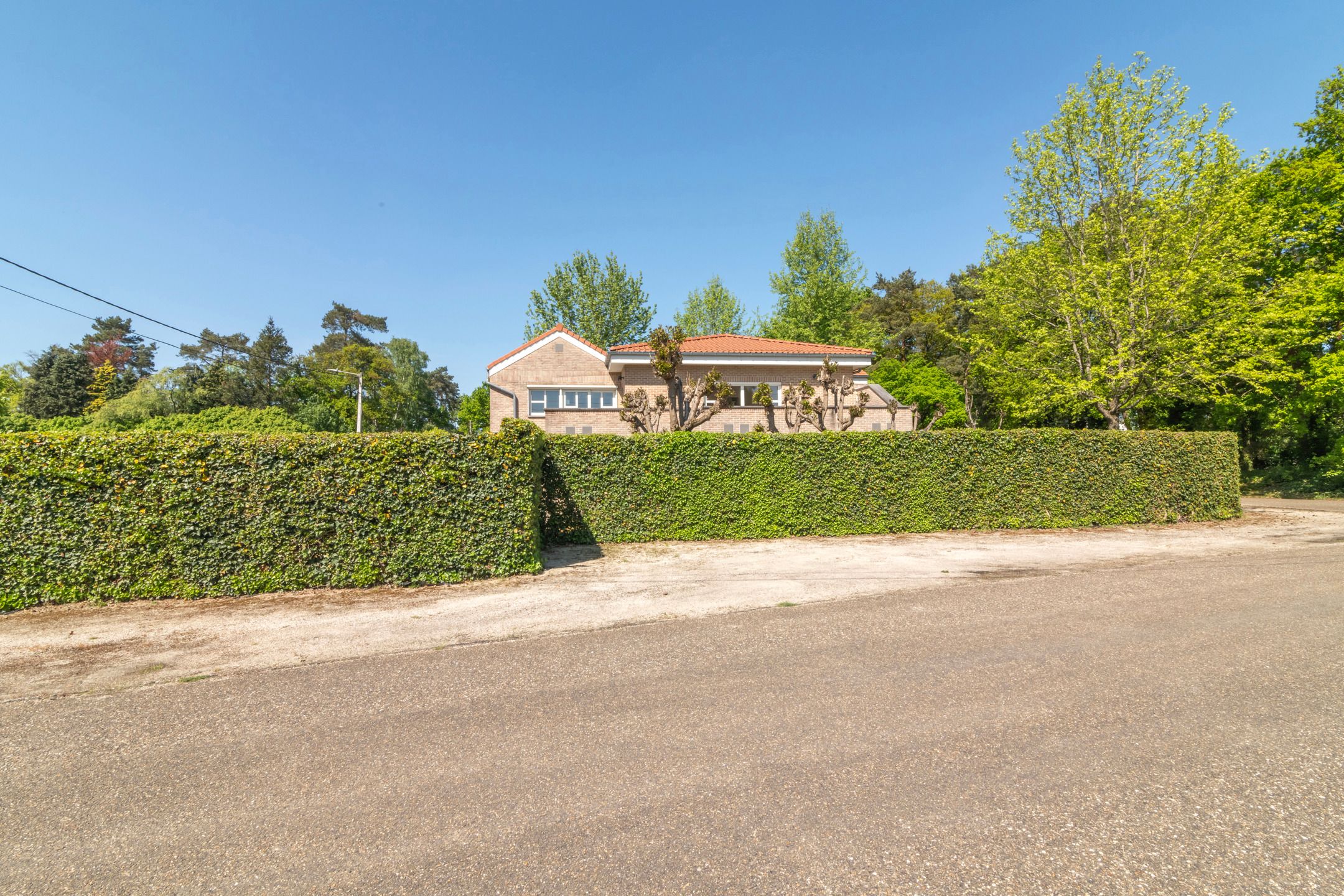 Kantoor- of praktijkruimte met woning op toplocatie foto 32