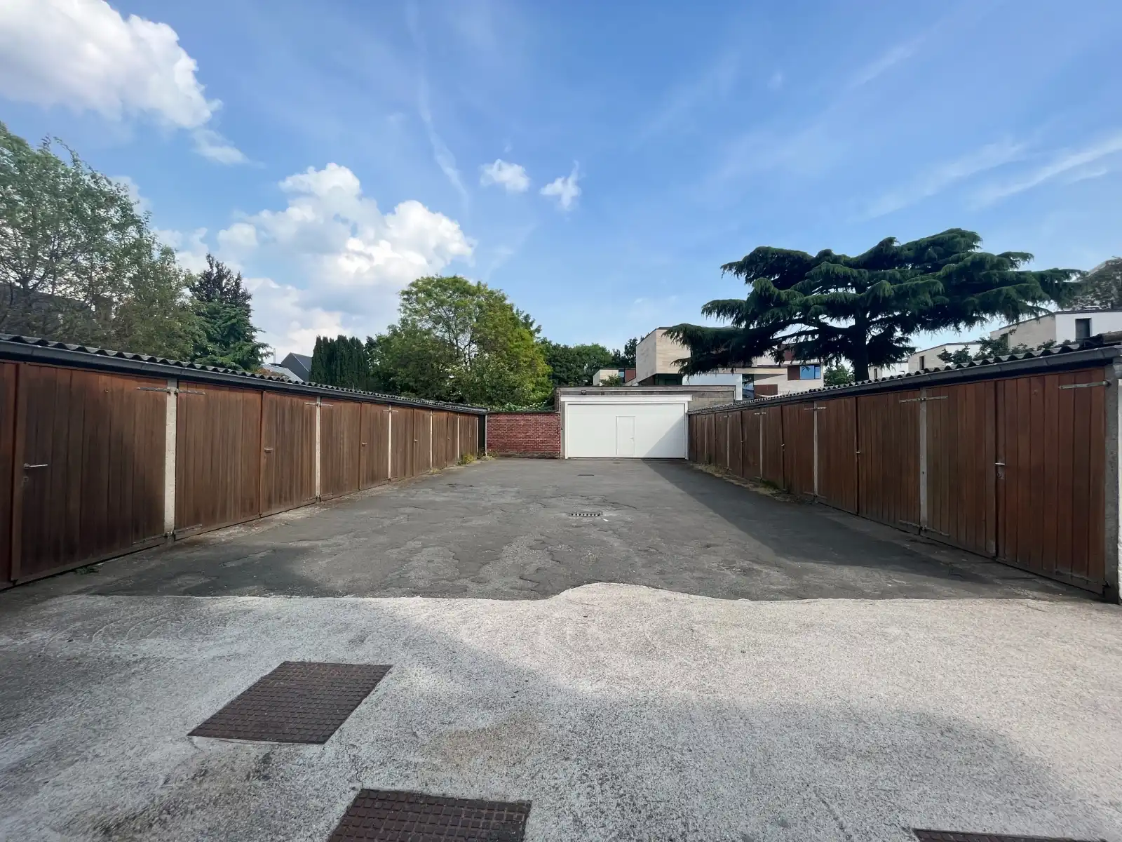 Afgesloten garages te koop foto 10