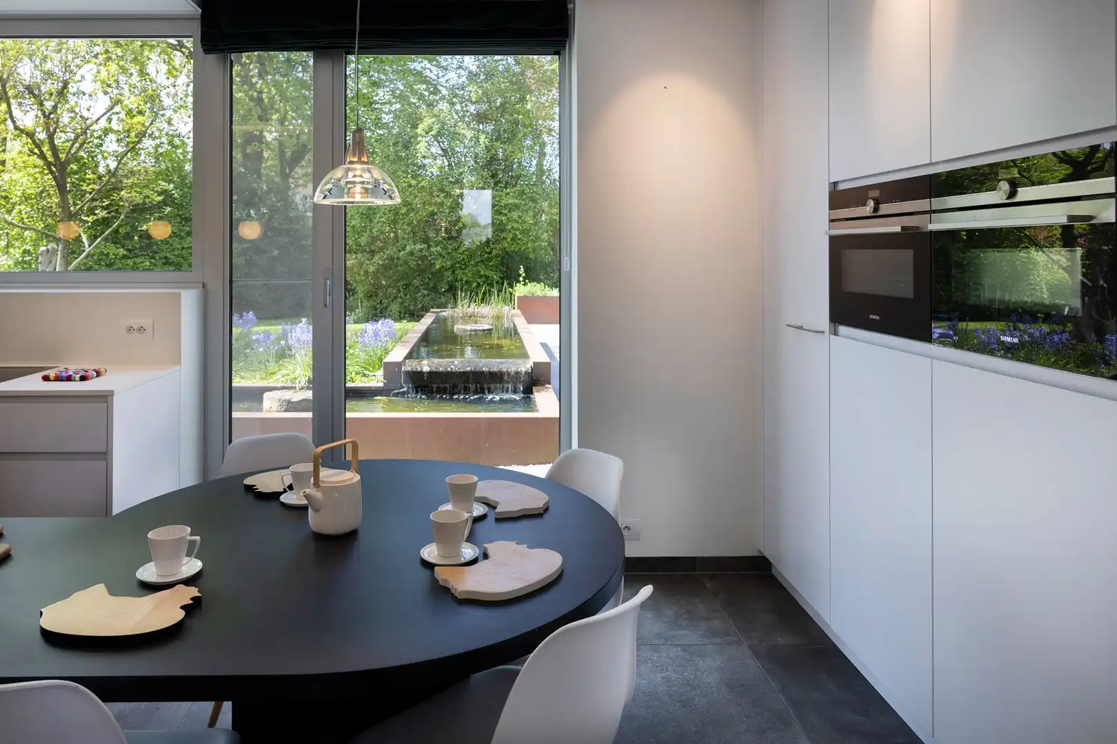 Ruime, alleenstaande woning met mogelijke praktijkruimte. foto 7