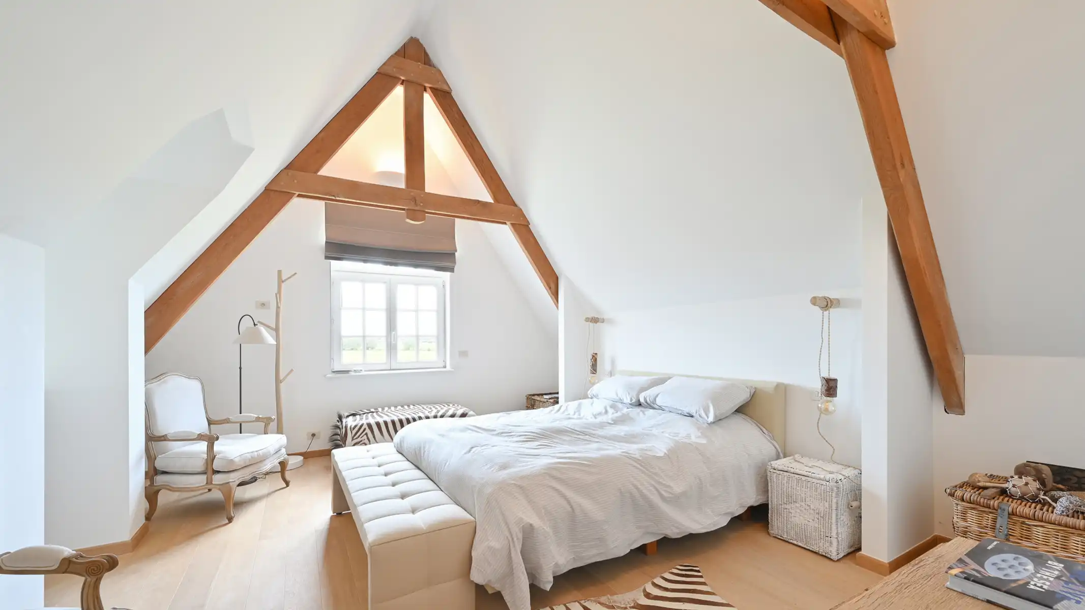 Villa met adembenemende zichten op de velden  foto 15