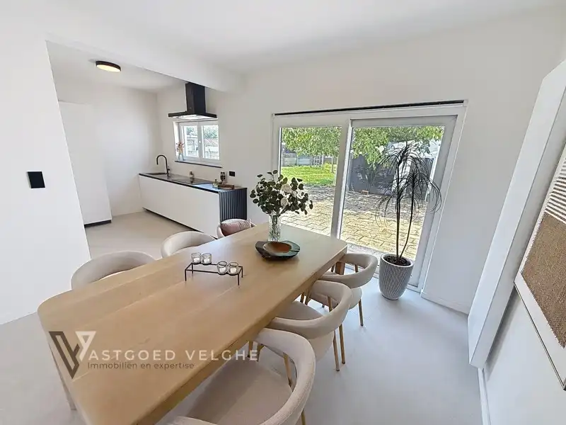 🏡Instapklare vernieuwbouwwoning met EPC A op ruim perceel van 10 are🔥 foto 8