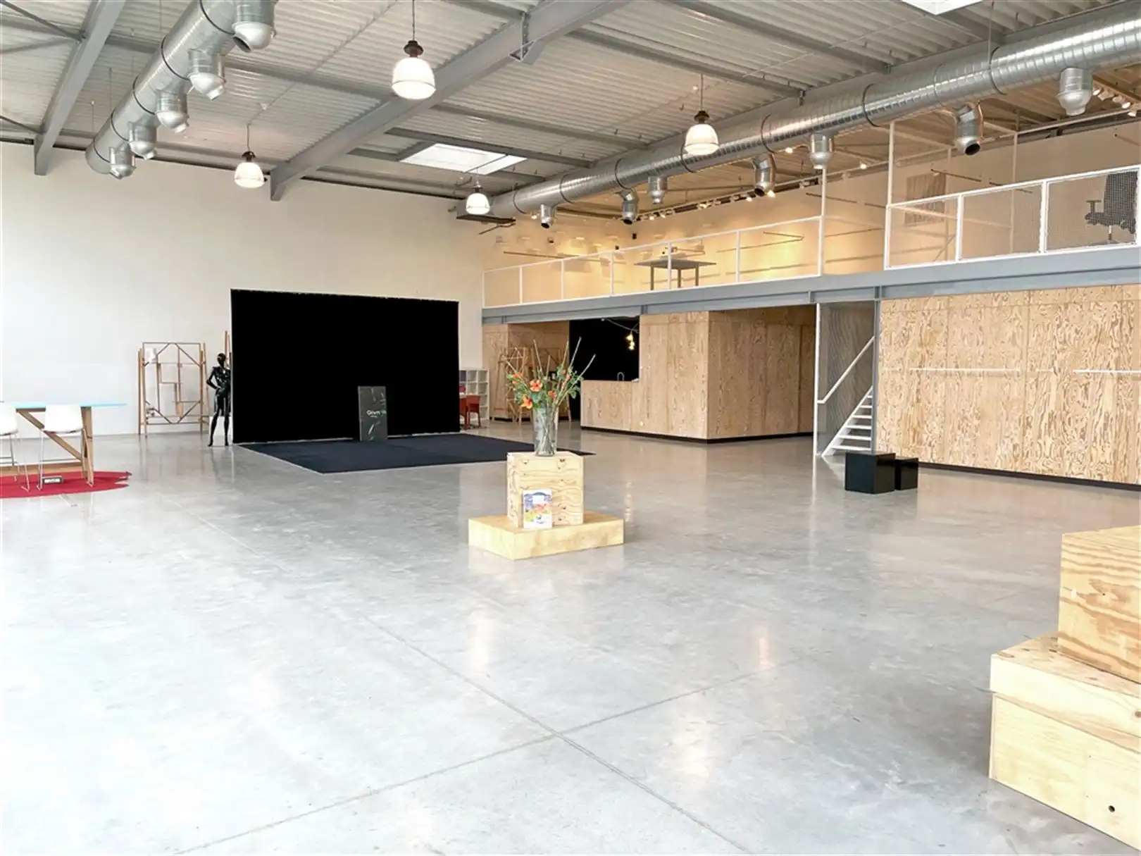 Kantoorgebouw foto 9