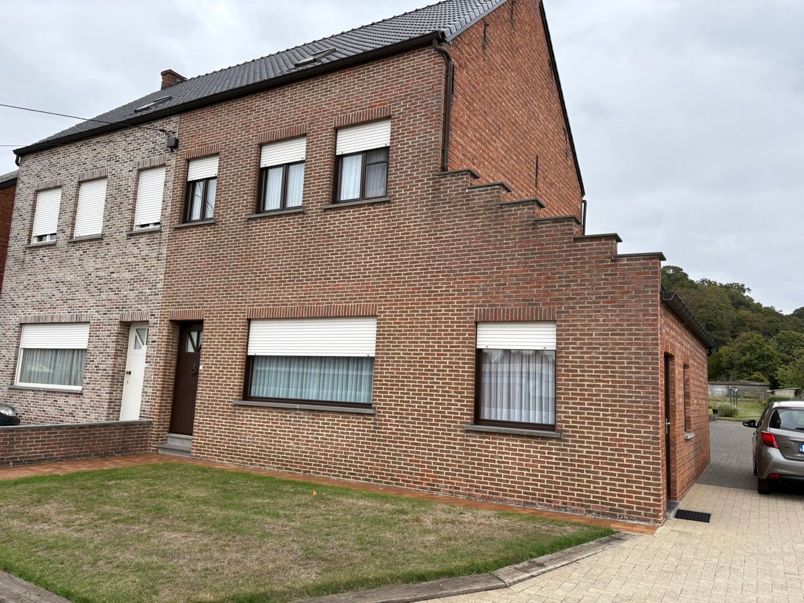 Rustig gelegen , ruime woning te huur in Wezemaal.  foto 3