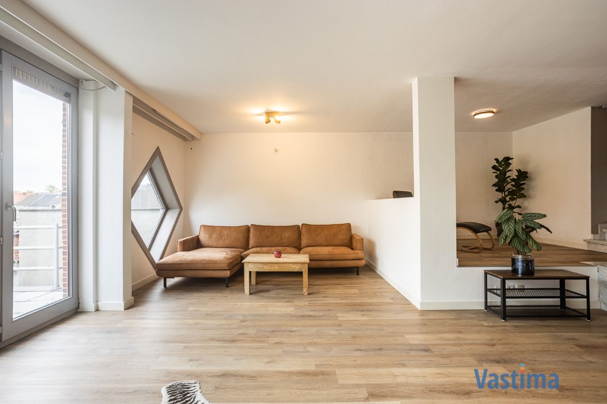 Instapklare architectenwoning met 4 slaapkamers, tuin en garage nabij centrum Erembodegem foto 6