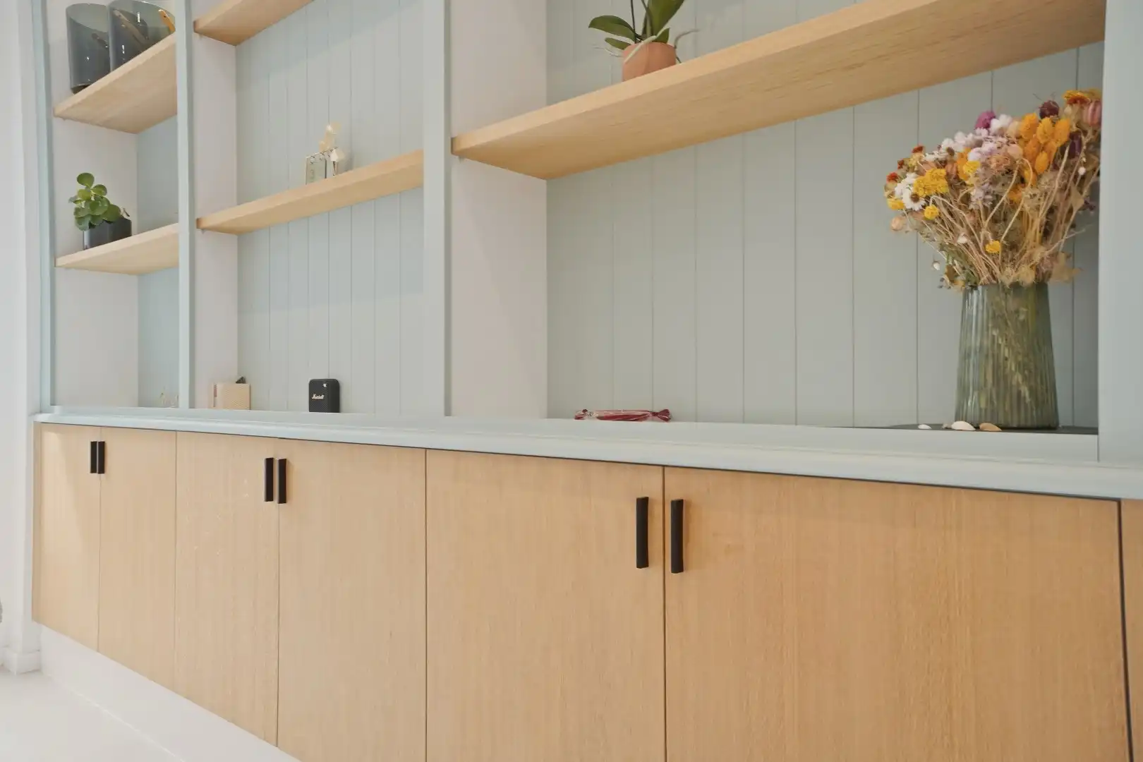 Subliem gerenoveerde herenwoning met 6 slaapkamers inclusief garage in Nieuwpoort-Stad op 135 m². foto 4