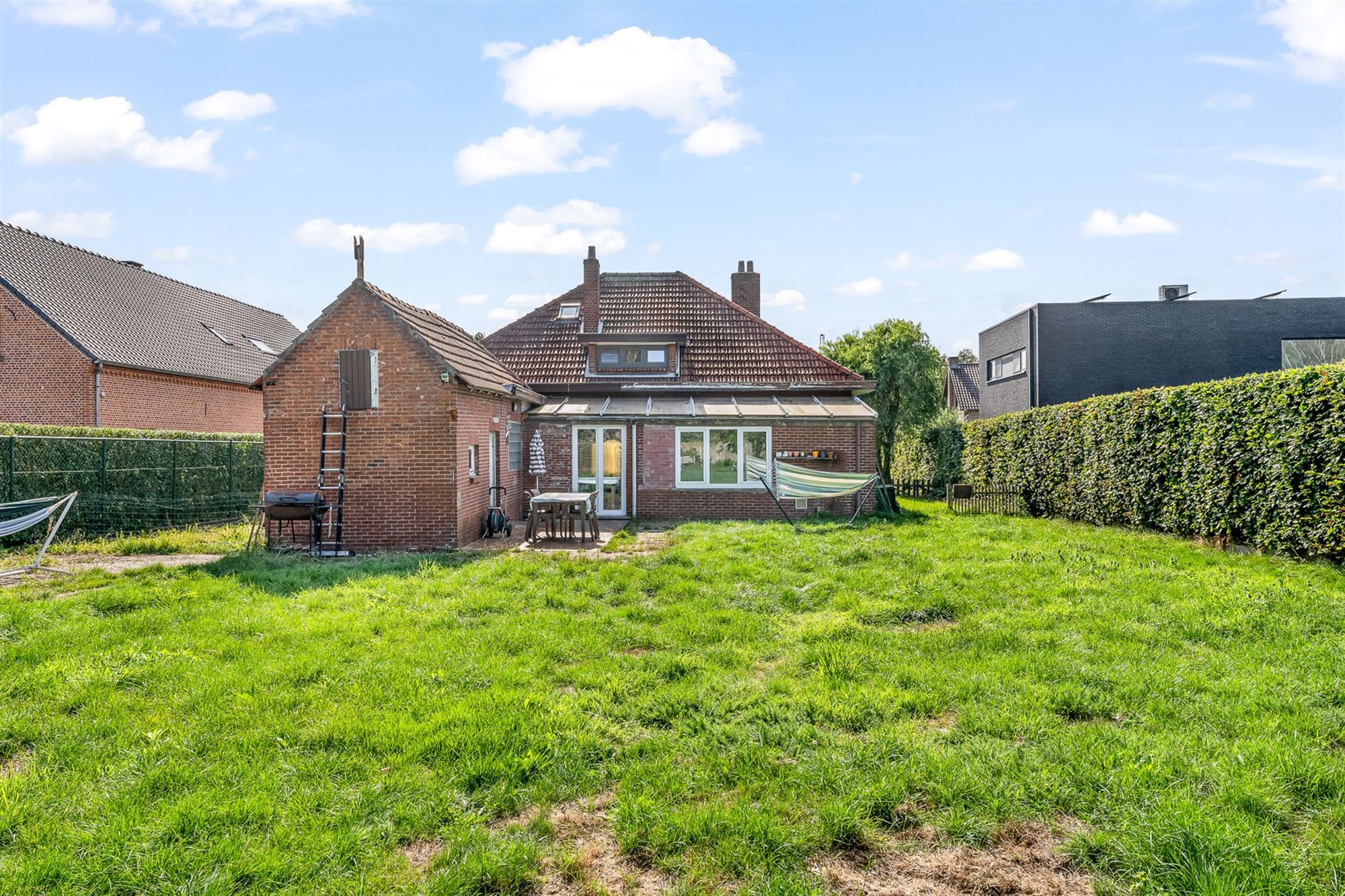 KNAP GERENOVEERDE WONING MET 3 SLAAPKAMERS UITERST RUSTIG GELEGEN OP EEN PERCEEL VAN 9A44CA TE KOERSEL foto 19