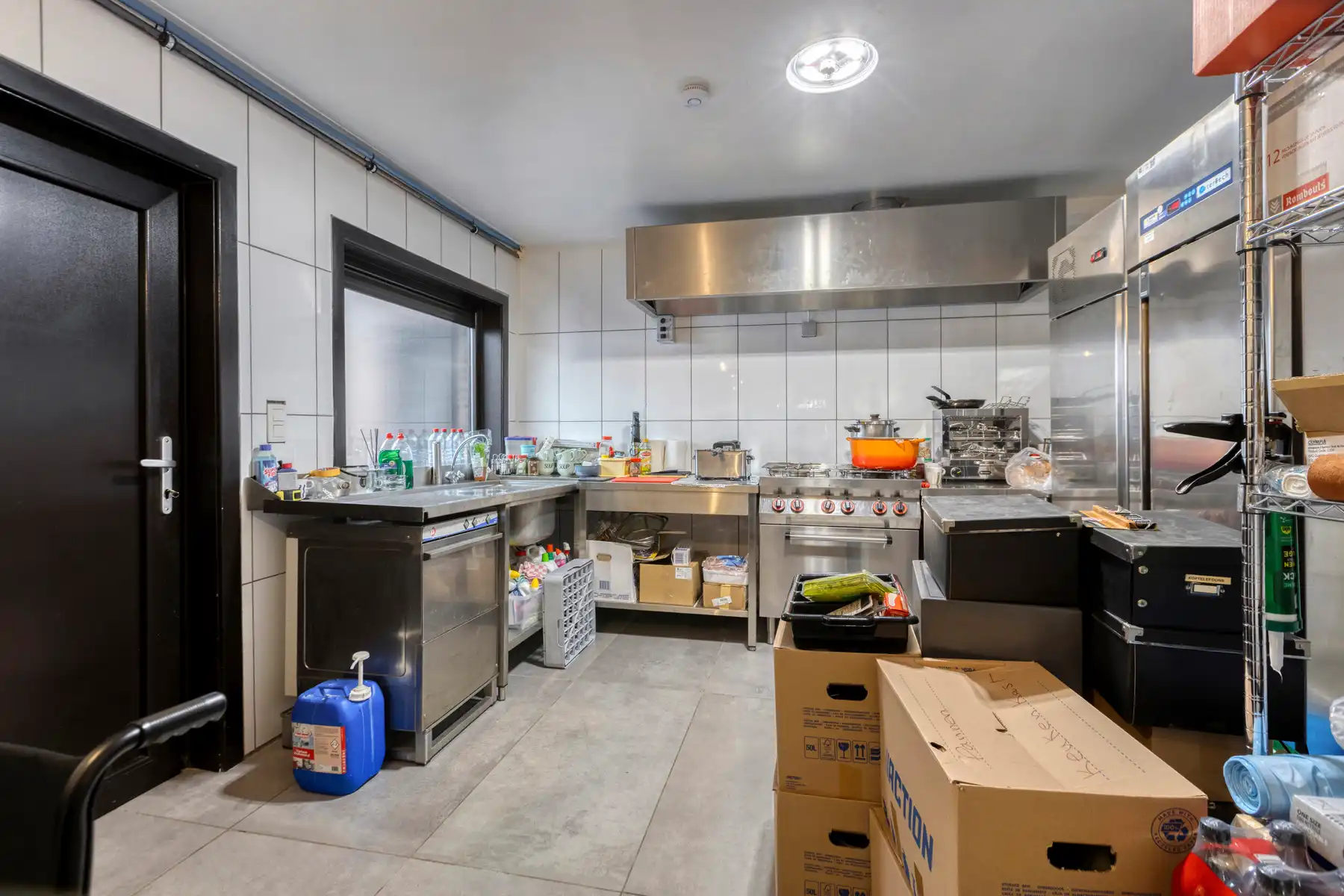 Taverne met appartement foto 14