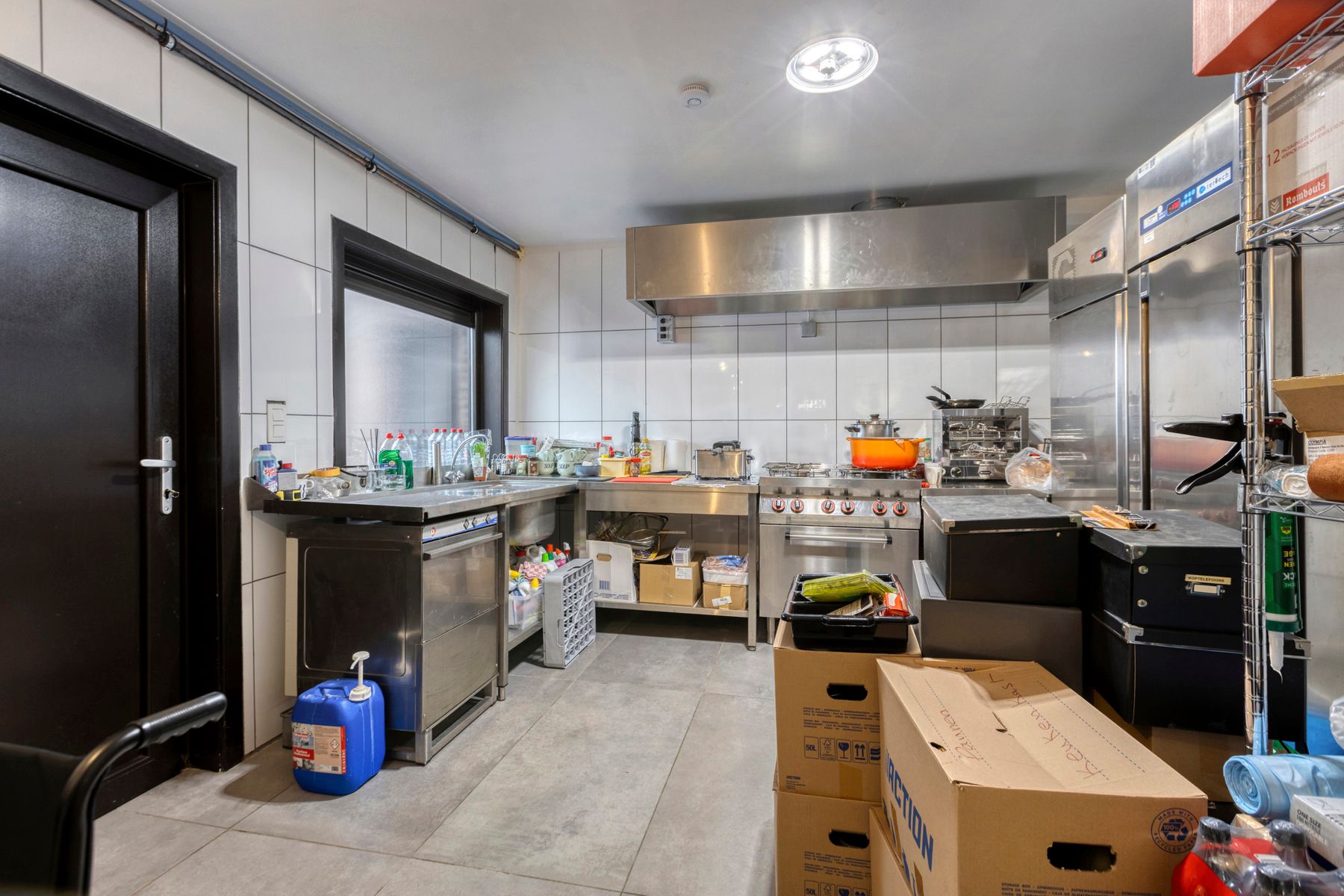 Taverne met appartement foto 14