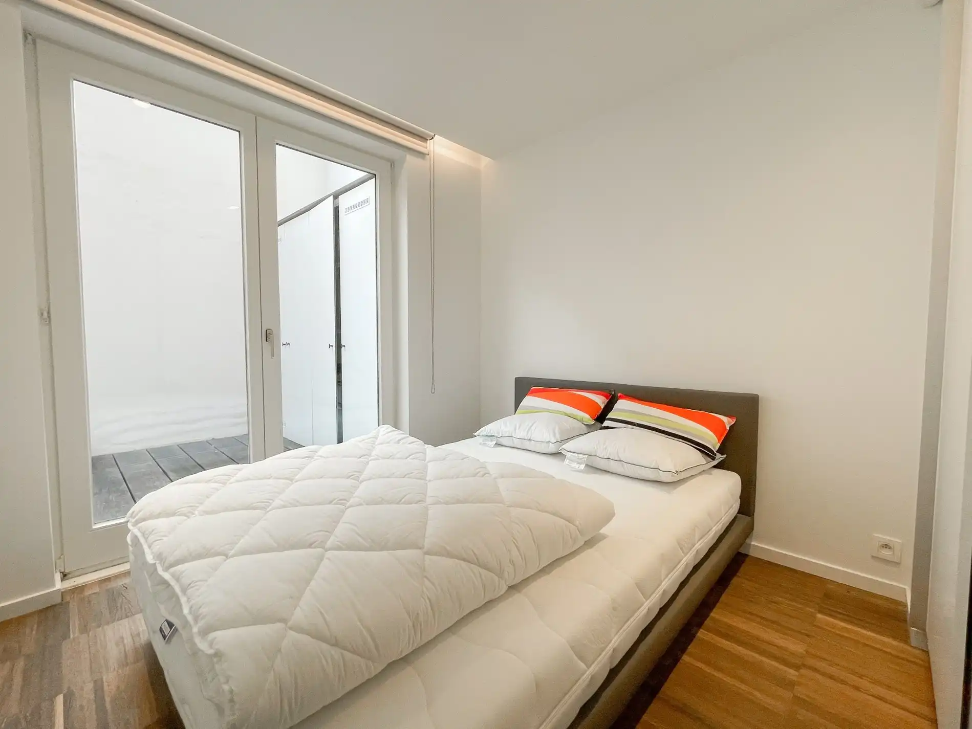 Stijlvol, instapklaar appartement met een ruim terras gelegen aan het Lichttorenplein op enkele passen van de zee. foto 20