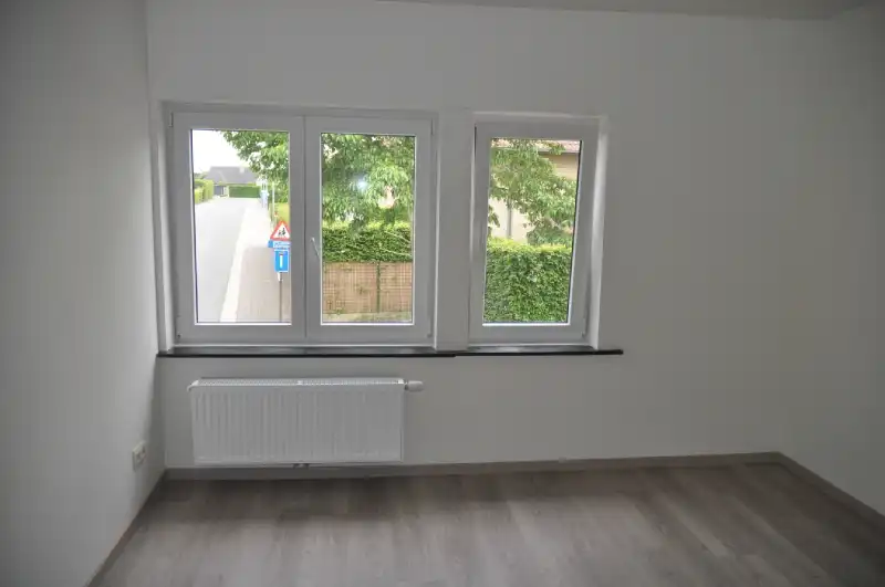 Volledig gerenoveerde woning met 3 slaapkamers en ruime privé-tuin. foto 10