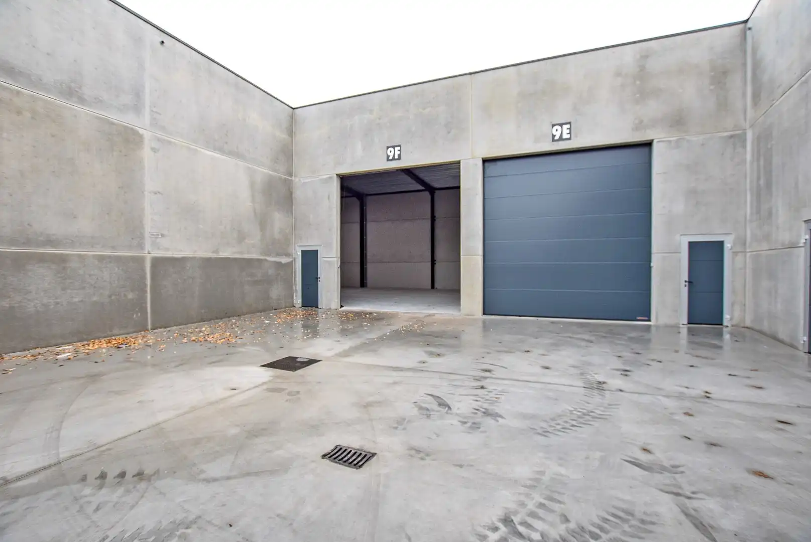 Geïsoleerde nieuwbouwloods 9F (loods 5) (249m²) te huur op een industrie- ambachtzone te Vleteren. foto 7