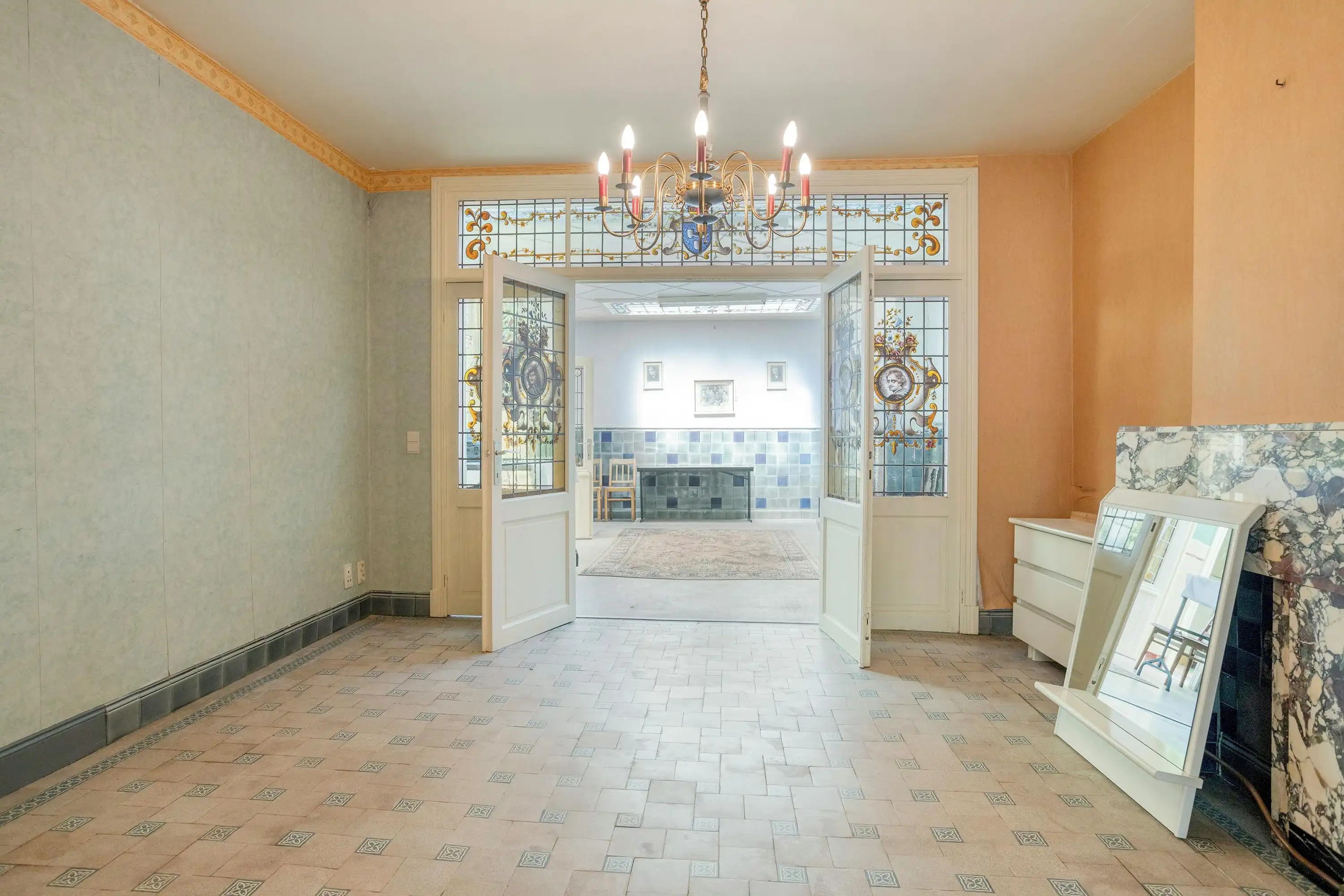 Uniek historisch huis te koop in Brugge centrum foto 4