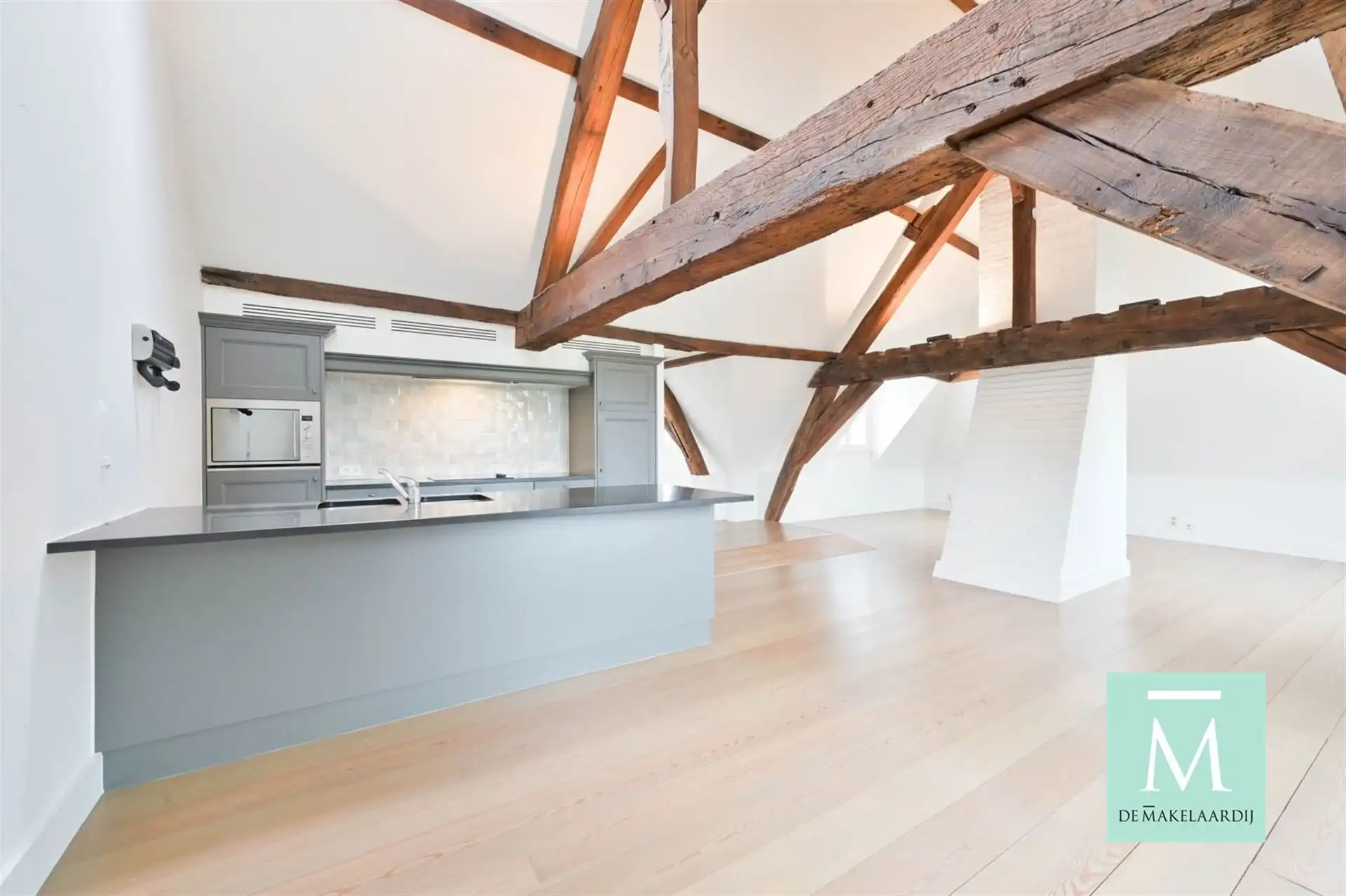Prachtige loft in het historisch centrum van Mechelen foto 4