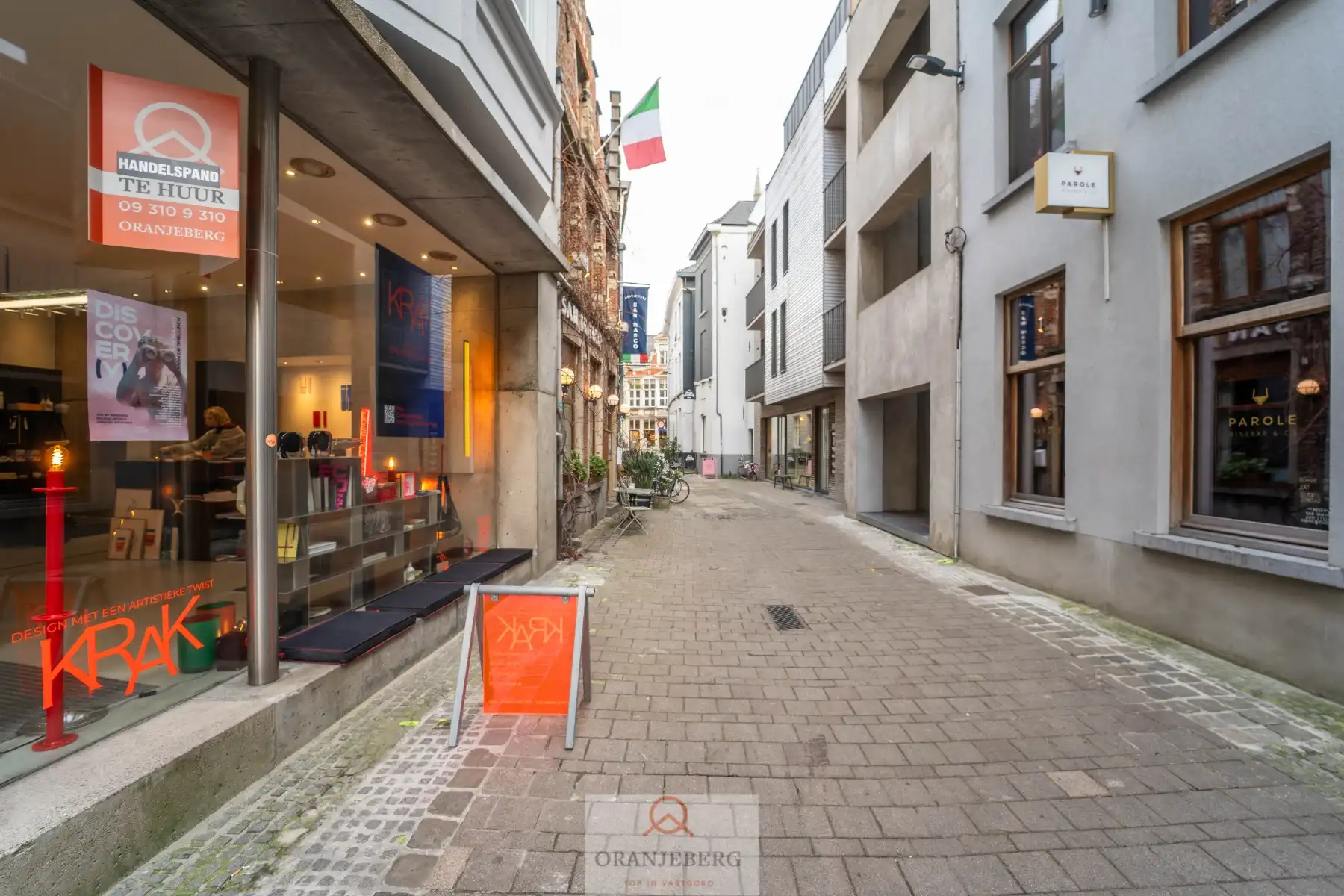 Handelshoekpand Te Huur in gezellig zijstraatje van de Mageleinstraat foto 23