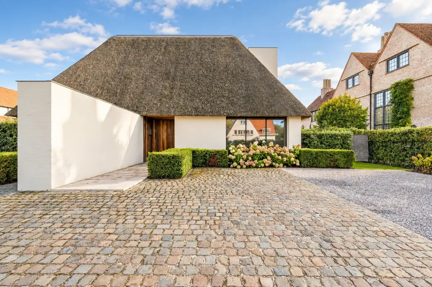 Exclusieve architecturale villa met zwembad in het prestigieuze Zoute - unieke parel foto 5