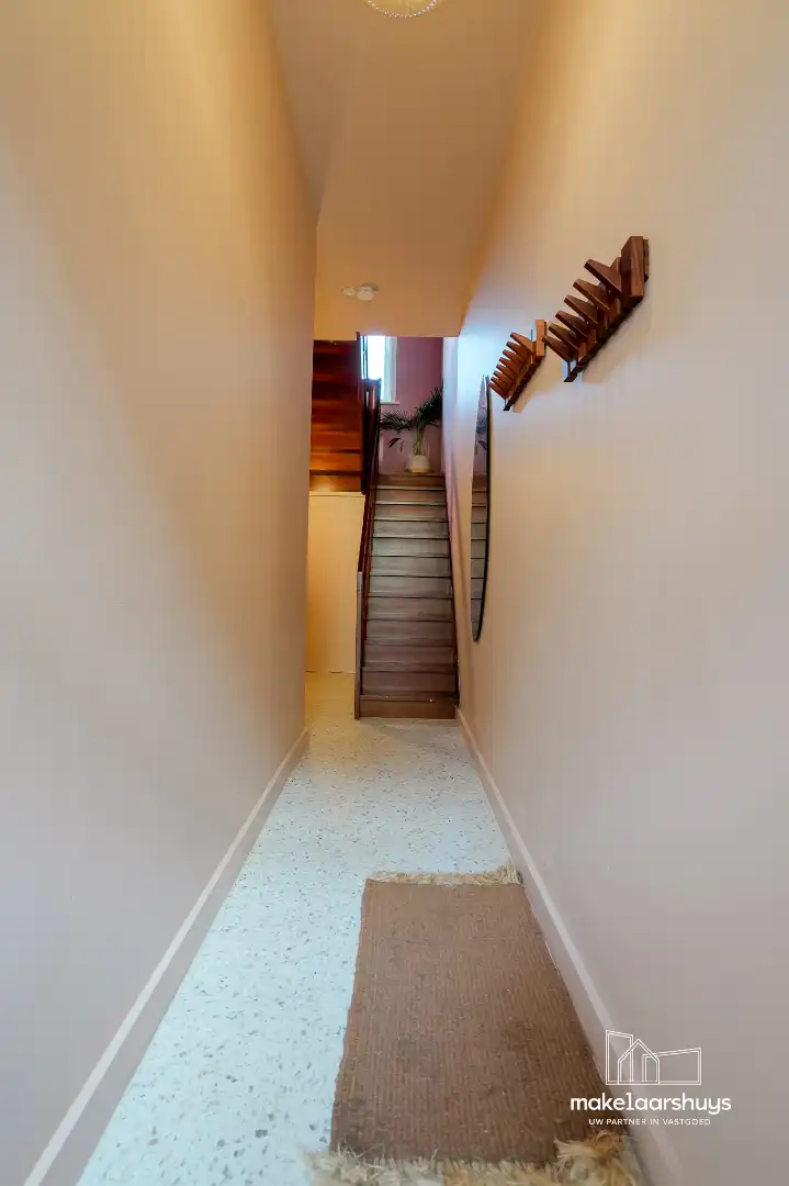 Gunstig gelegen instapklare woning met 4 slpk en tuin foto 2