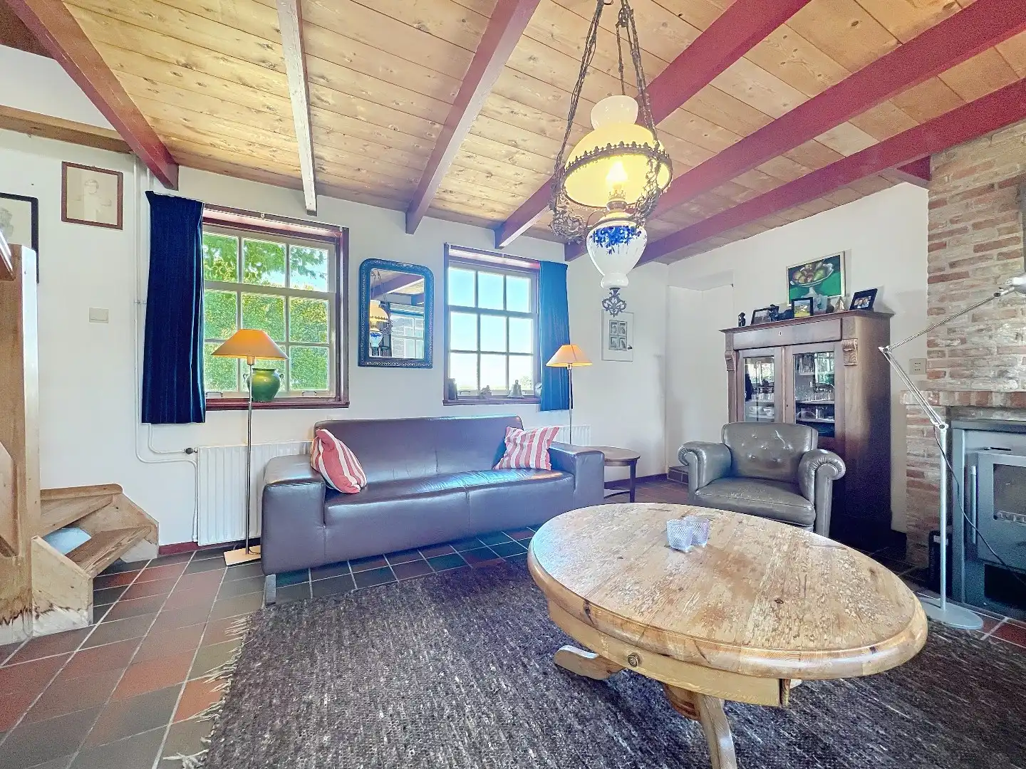 Idyllisch gelegen monumentale woning foto 12